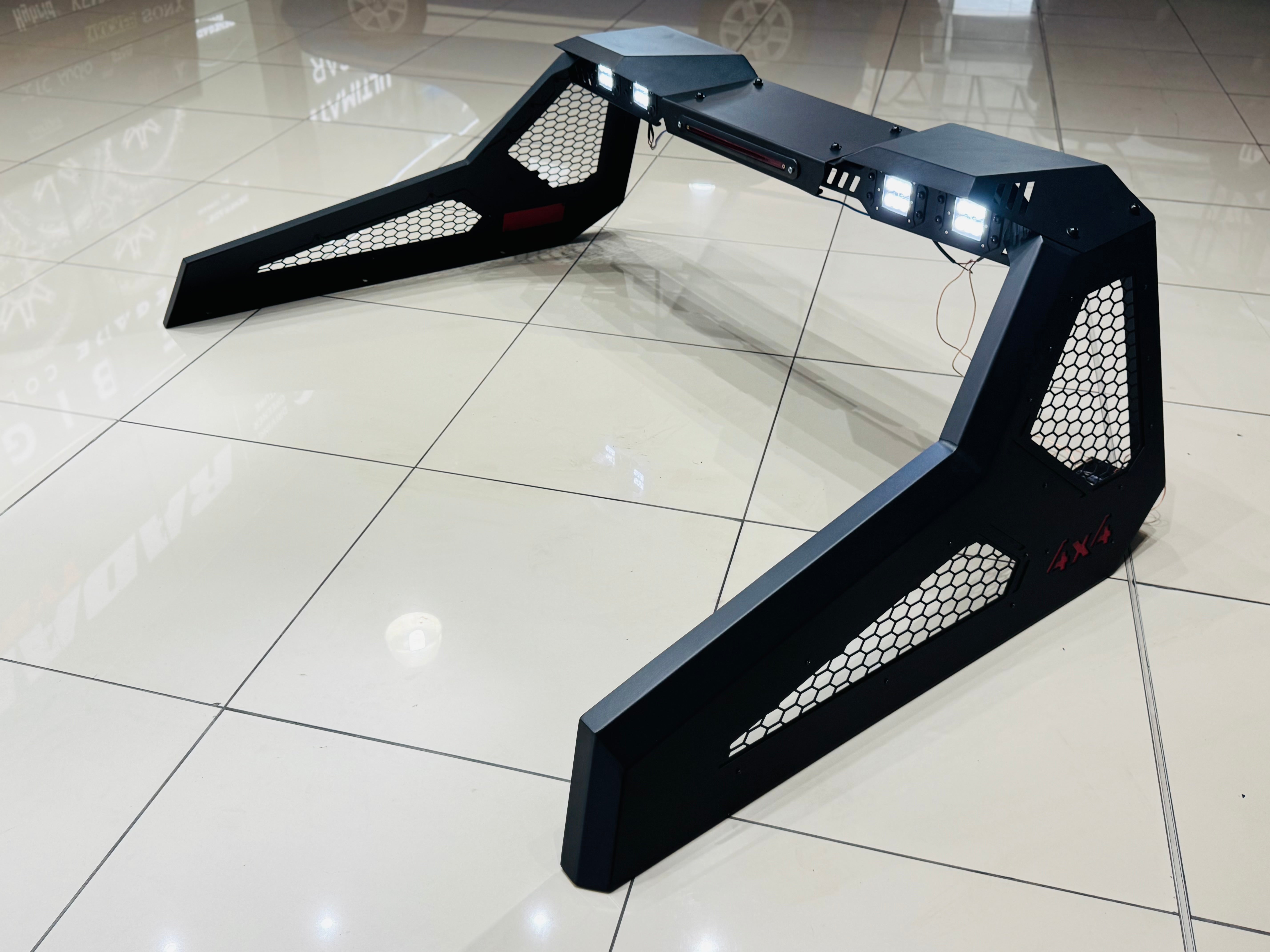 GLADIATOR UNIVERSAL BAKKIE ROLL BAR  Black 2023+