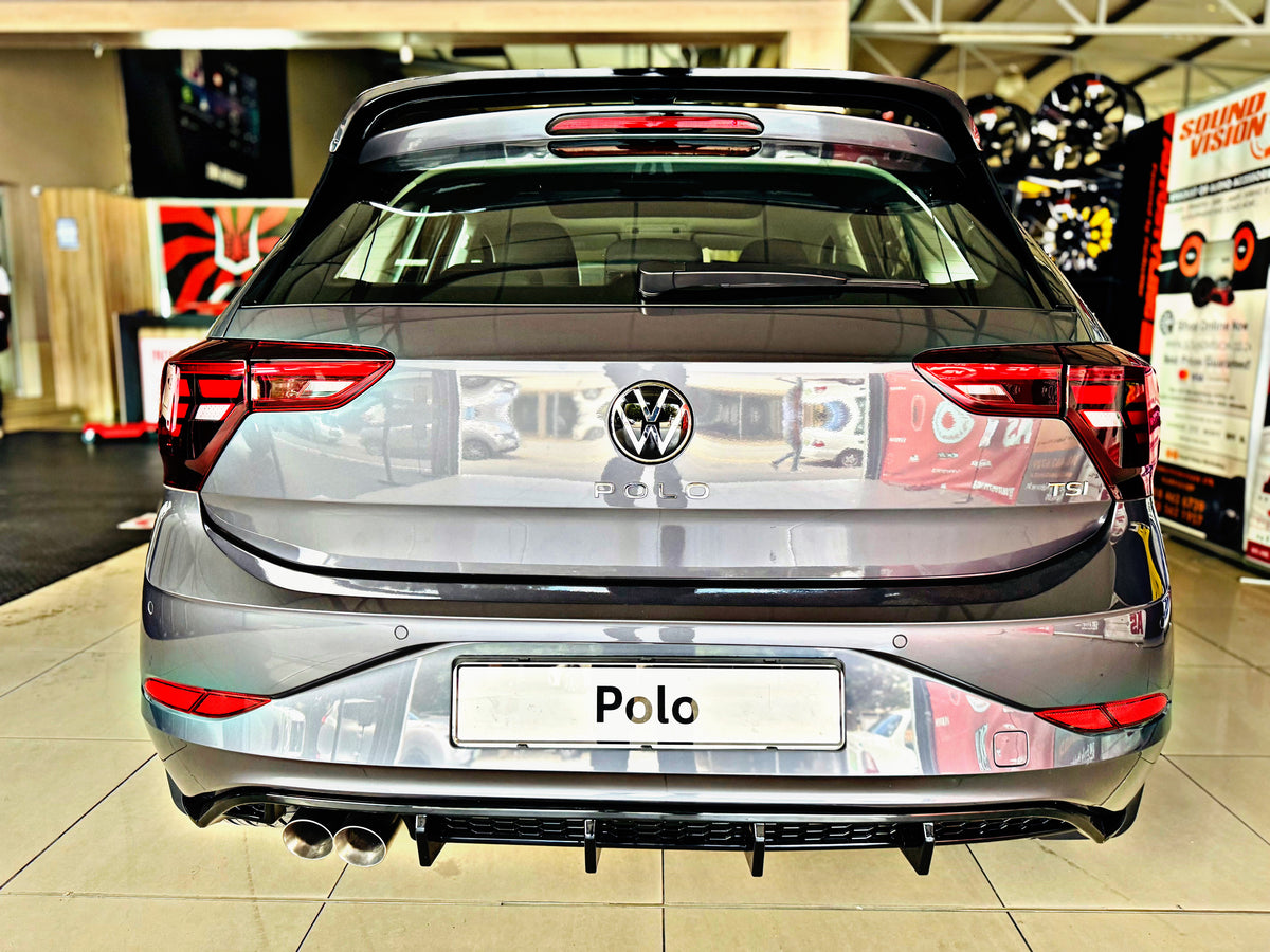 POLO 8 CLUBSPORT BOOT SPOILER