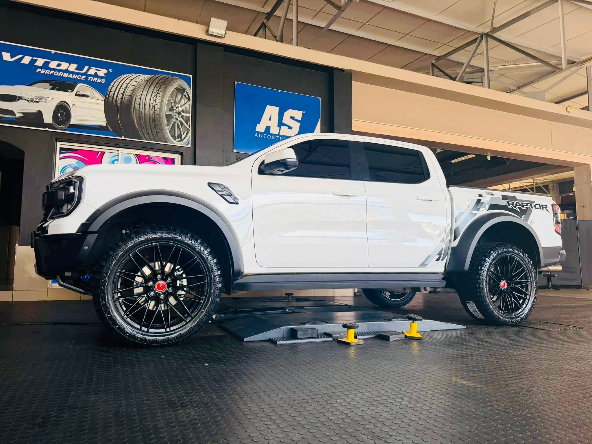 22”  AS-FORGED FW81951  6/139 BAKKIE WHEELS GLOSS BLACK ( FOR FORD & AMAROK NEXT GEN  )