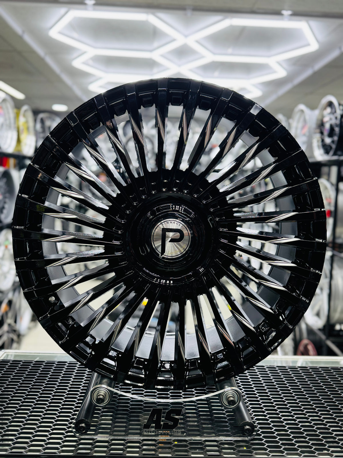 22" PINNACLE 6/139 4x4  WHEELS ( FLOATING CAPS )