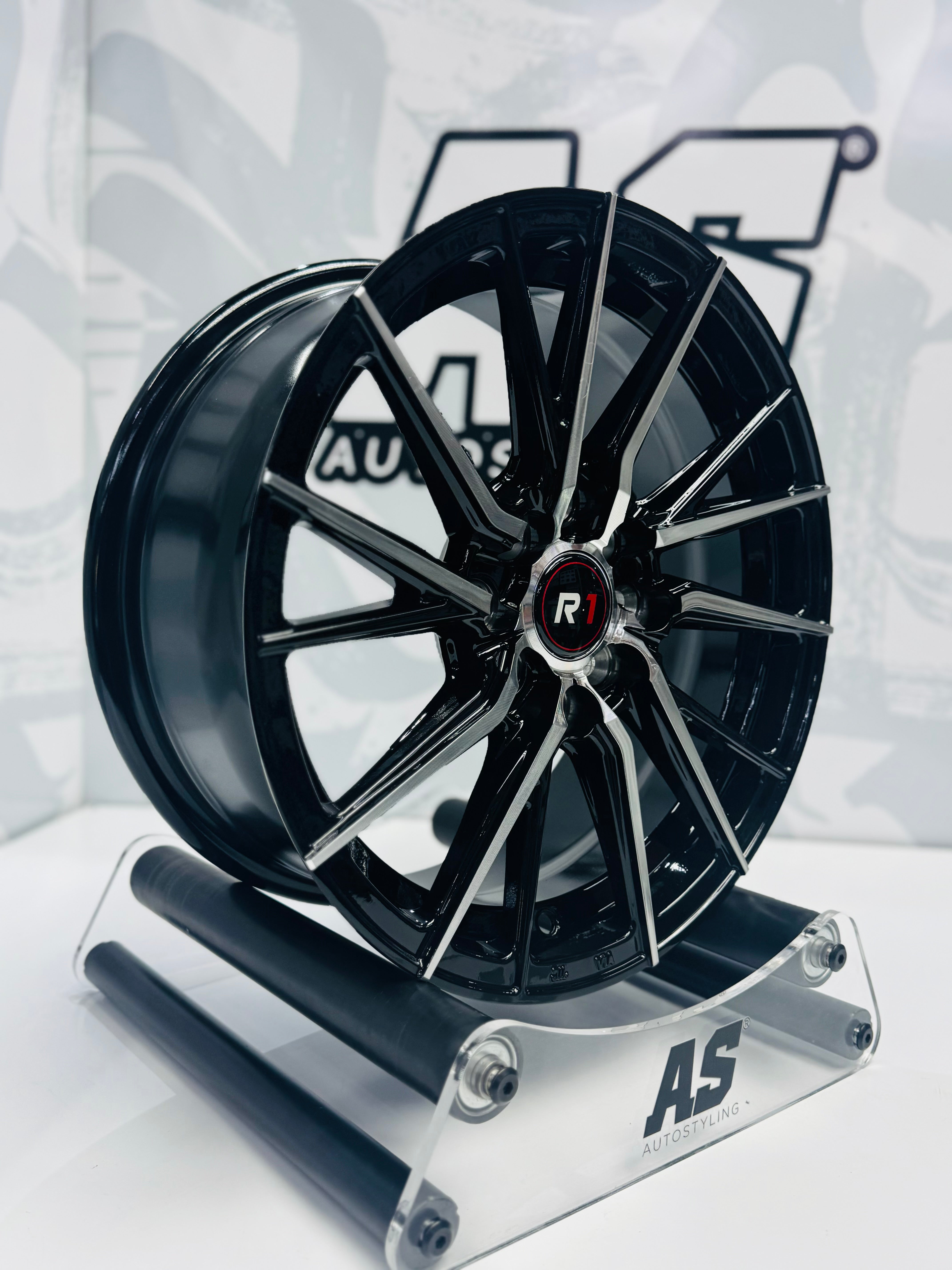 15” M8967 4x100 4x114  Machine black - Autostyling Klerksdorp