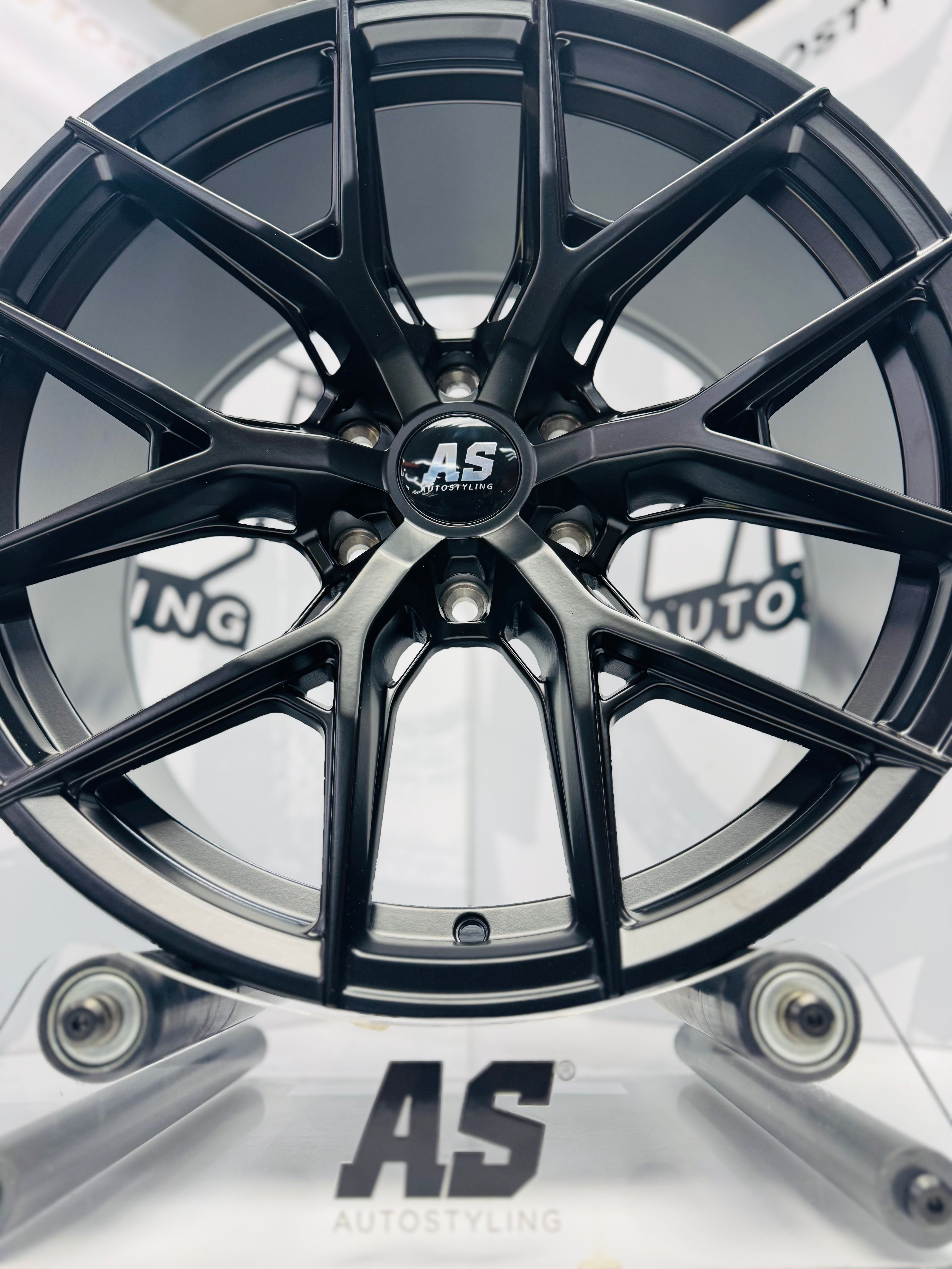 20” AS - TITAN BAKKIE RIMS 6/139