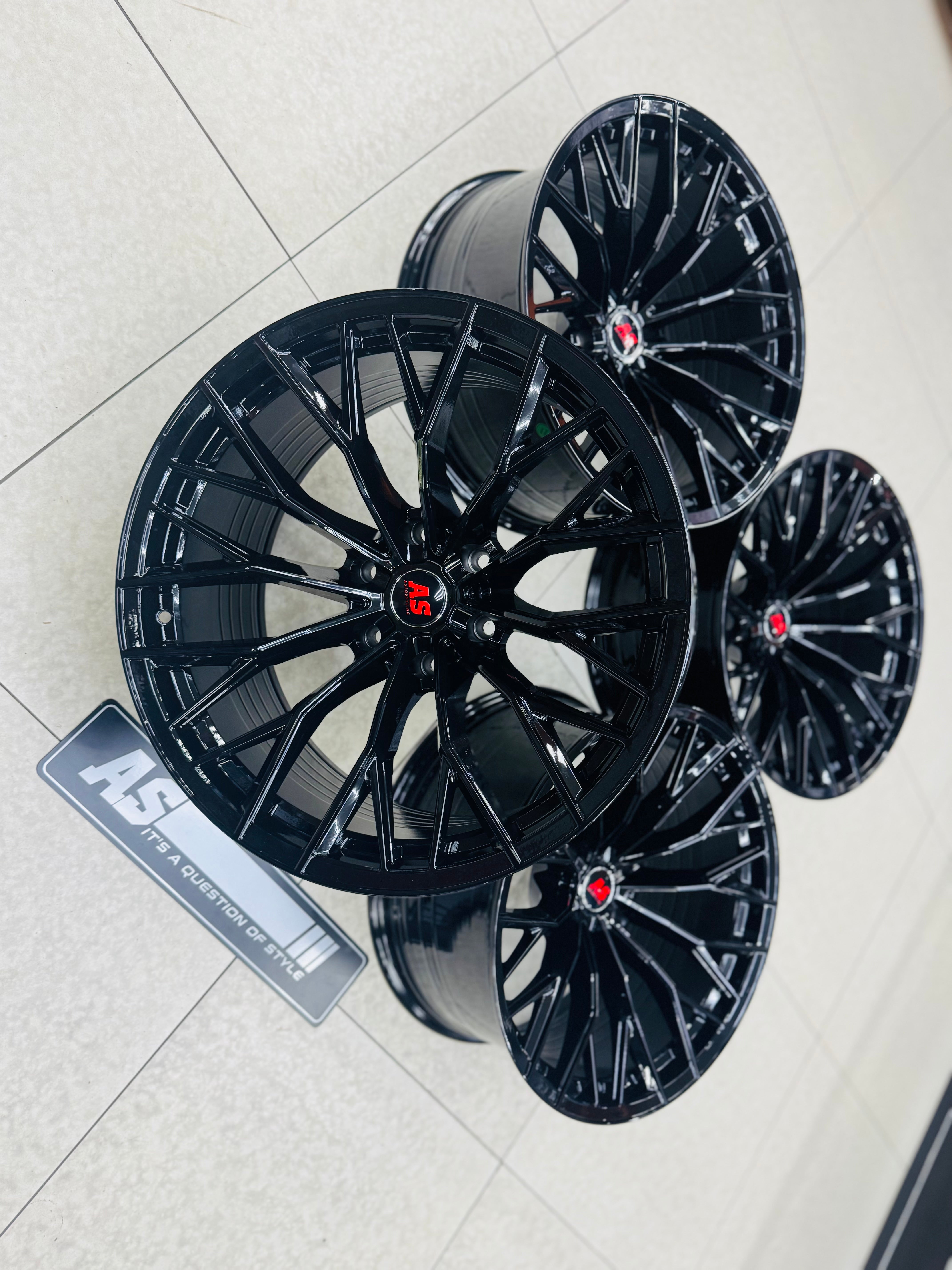20” CONCAVO 06 GLOSS BLACK  BAKKIE RIMS 6/139 PCD