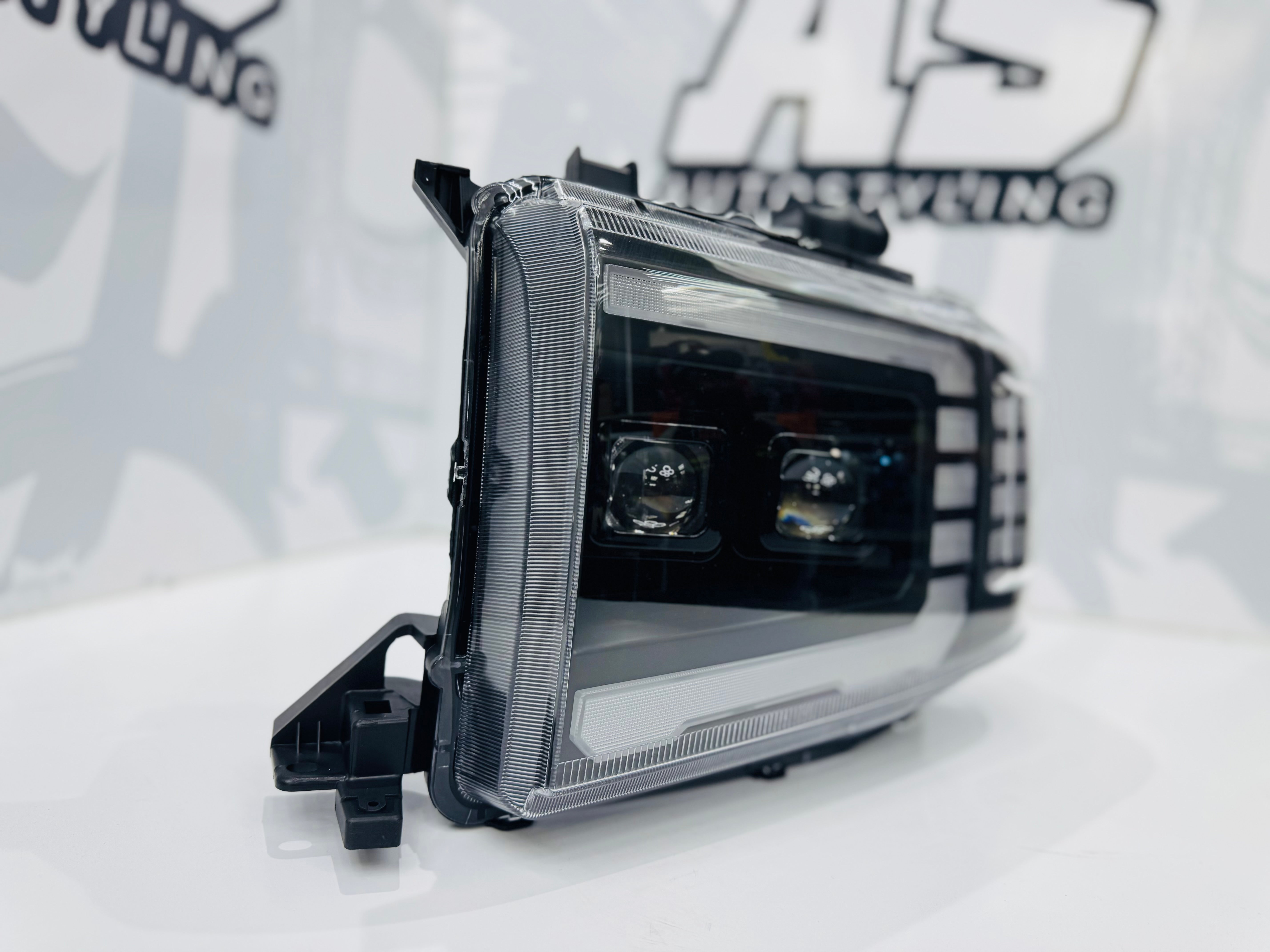 TOYOTA LANDCRUISER 79 2008-2023 FJ  STYLE DYNAMIC LED HEADLIGHTS