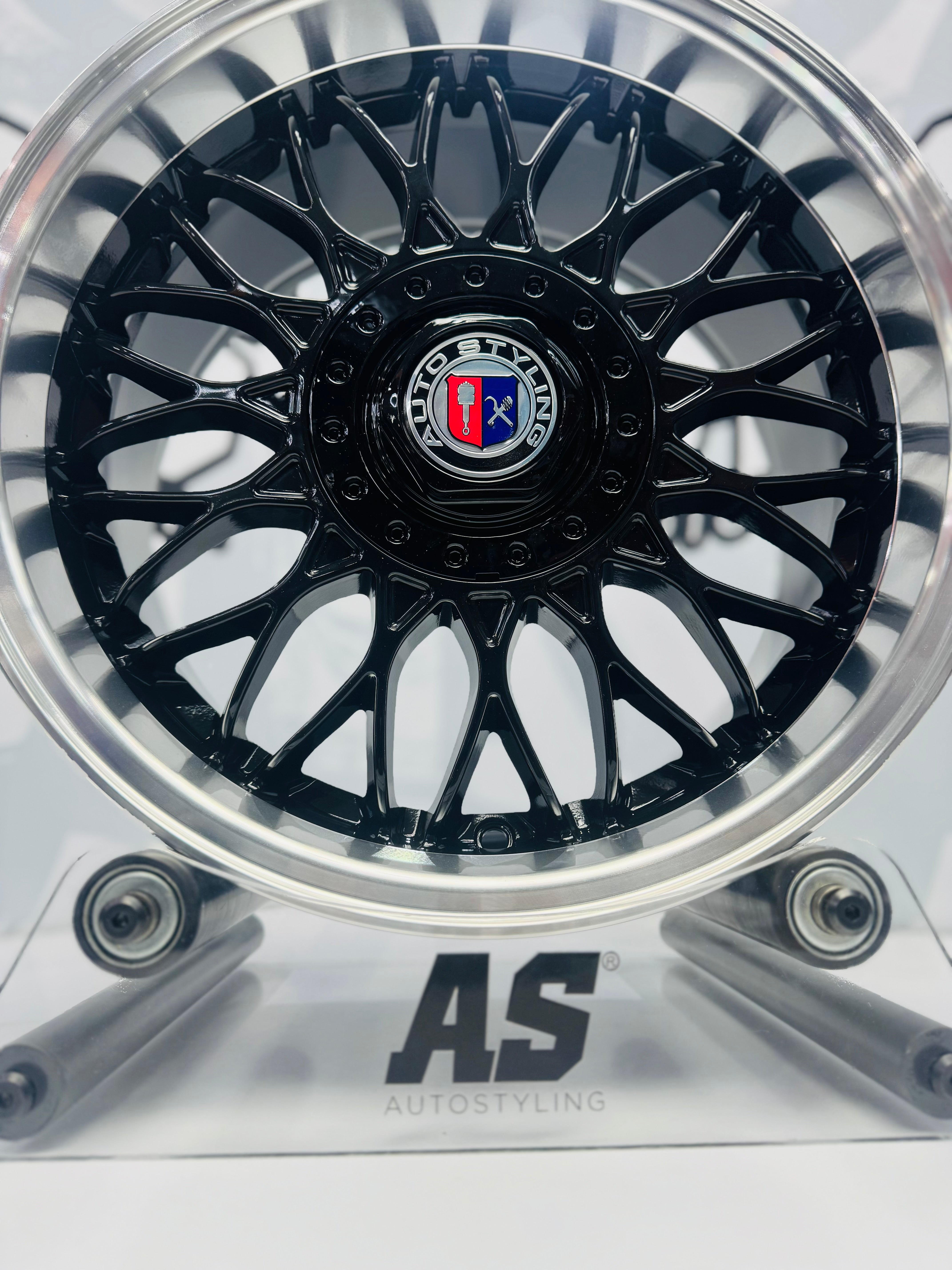 16” AS-VURA MESH / JETTA VR6 click on description for specs