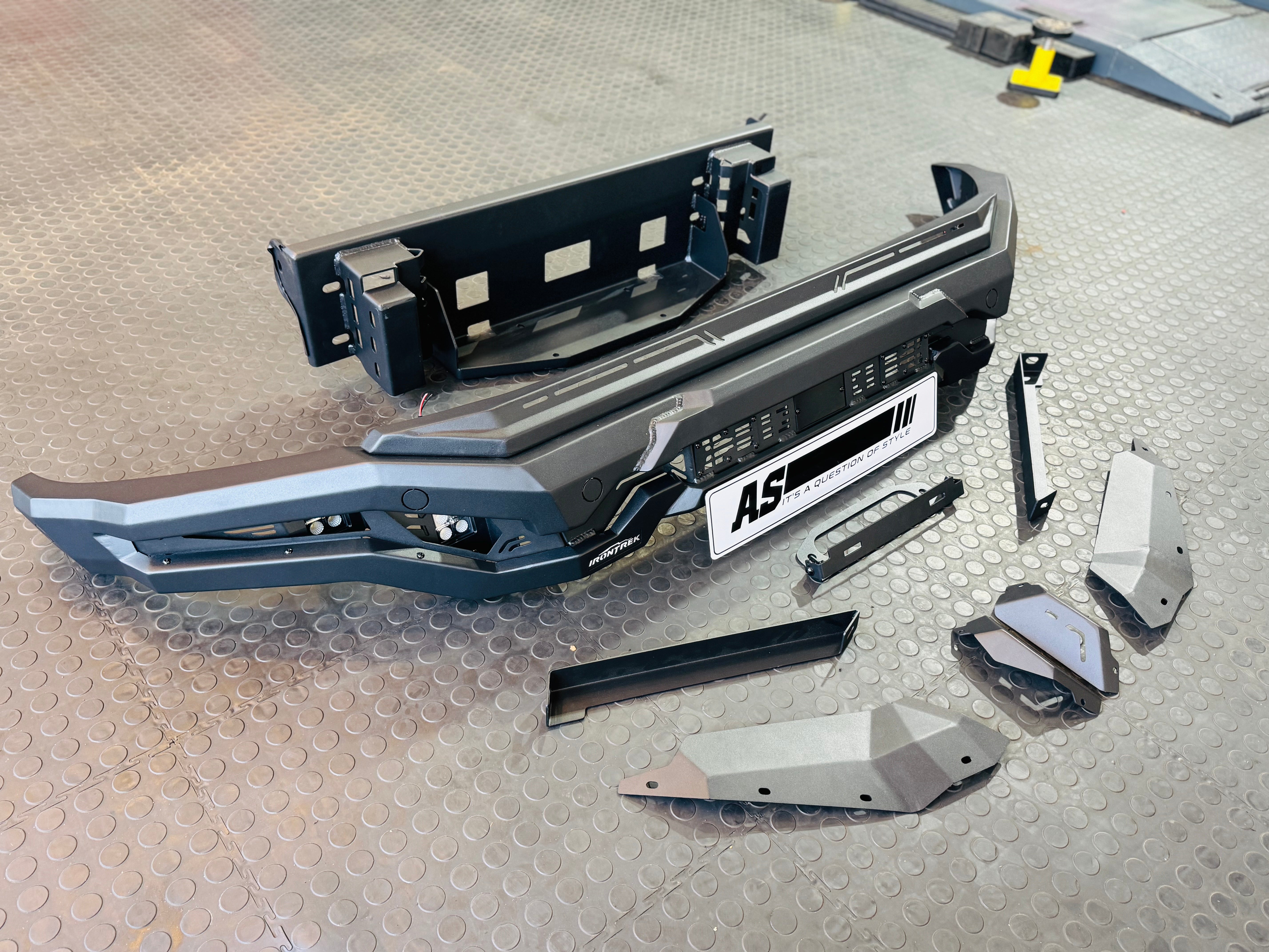 FORD RAPTOR IRONTREK STEEL FRONT BUMPER