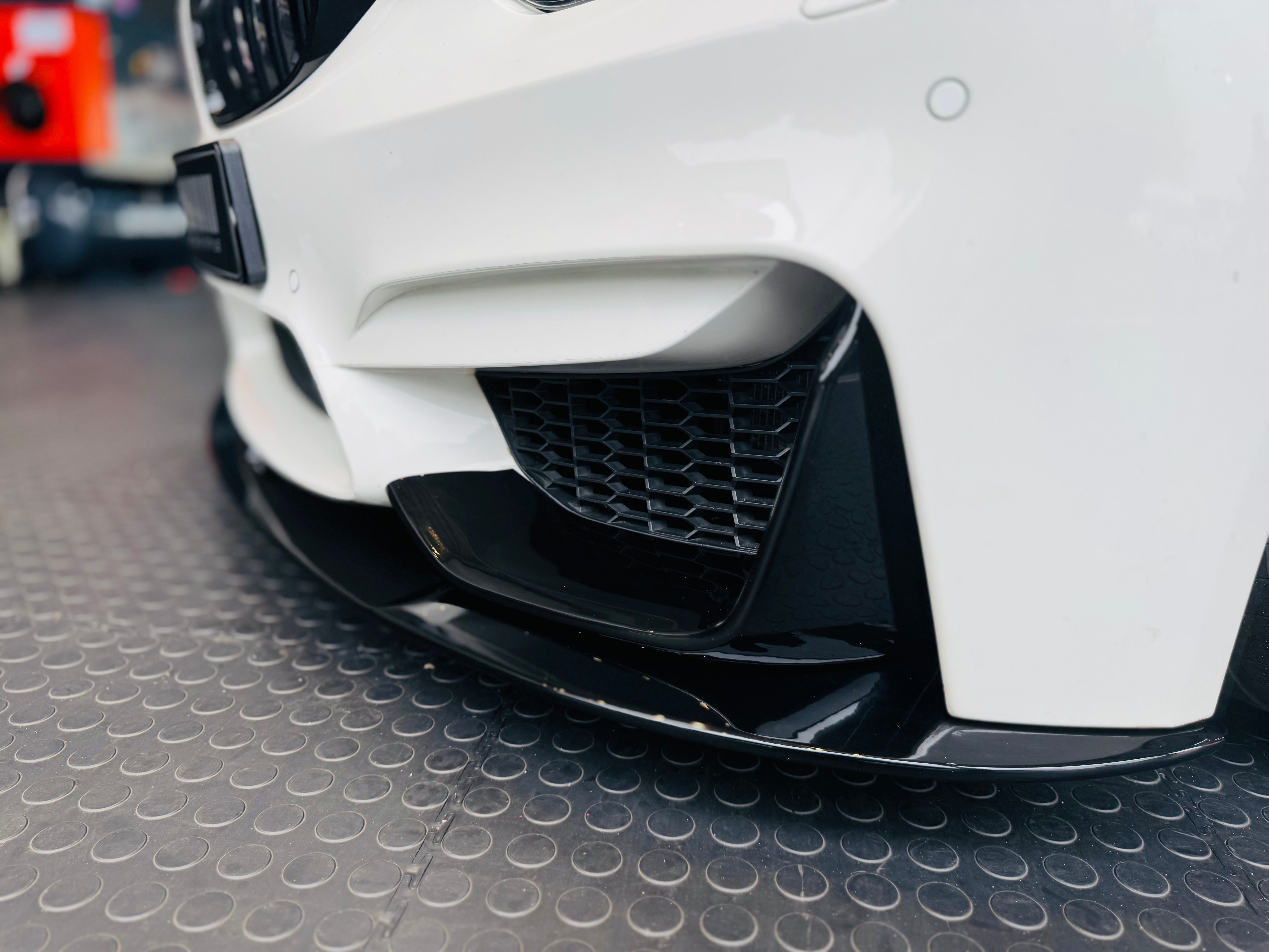 BM F80/F82 M3 M4 FRONT MP SPOILER GLOSS BLACK
