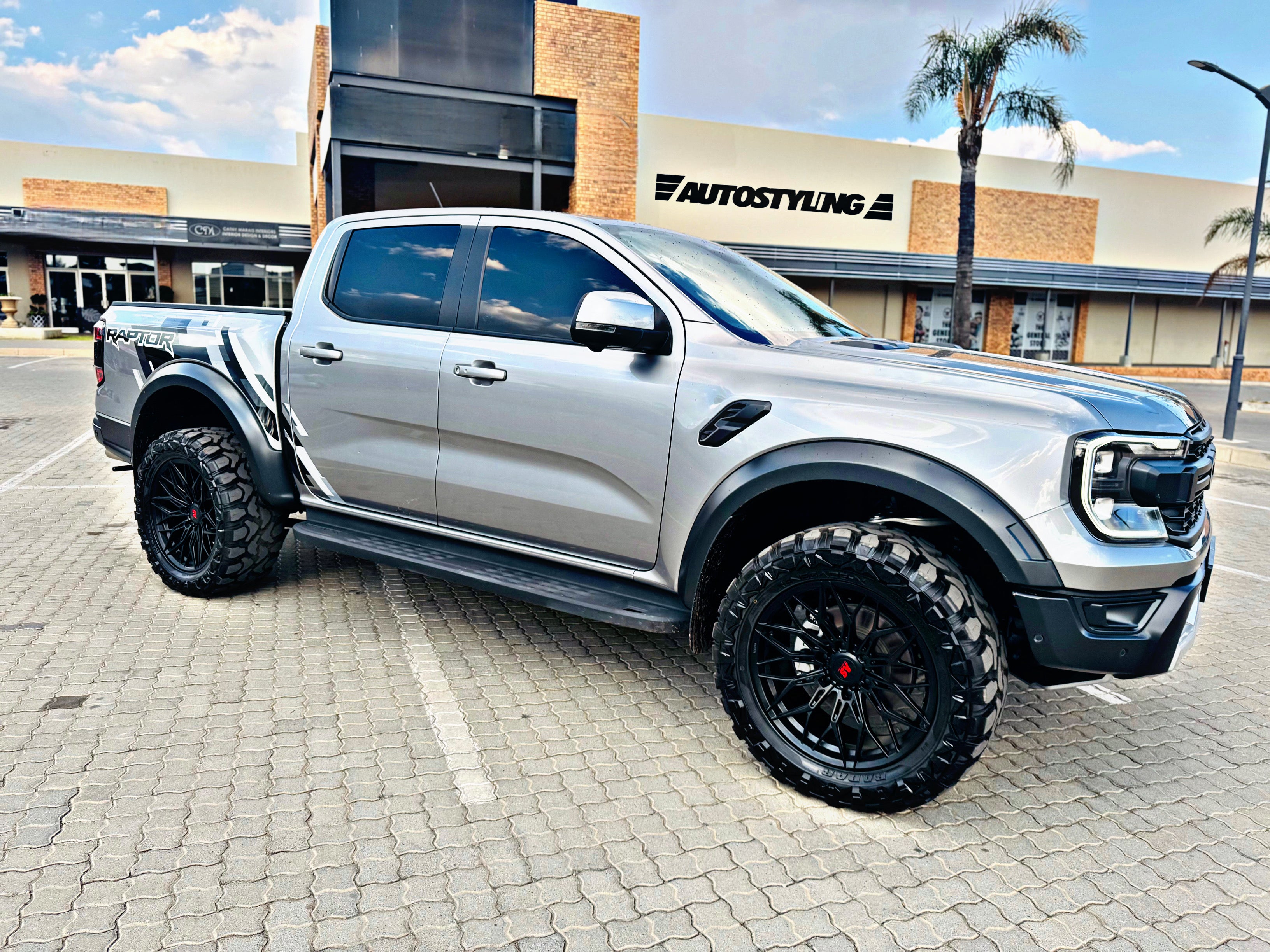 20” CALIFORNIA AS 340  BAKKIE RIMS 6/139 PCD display set