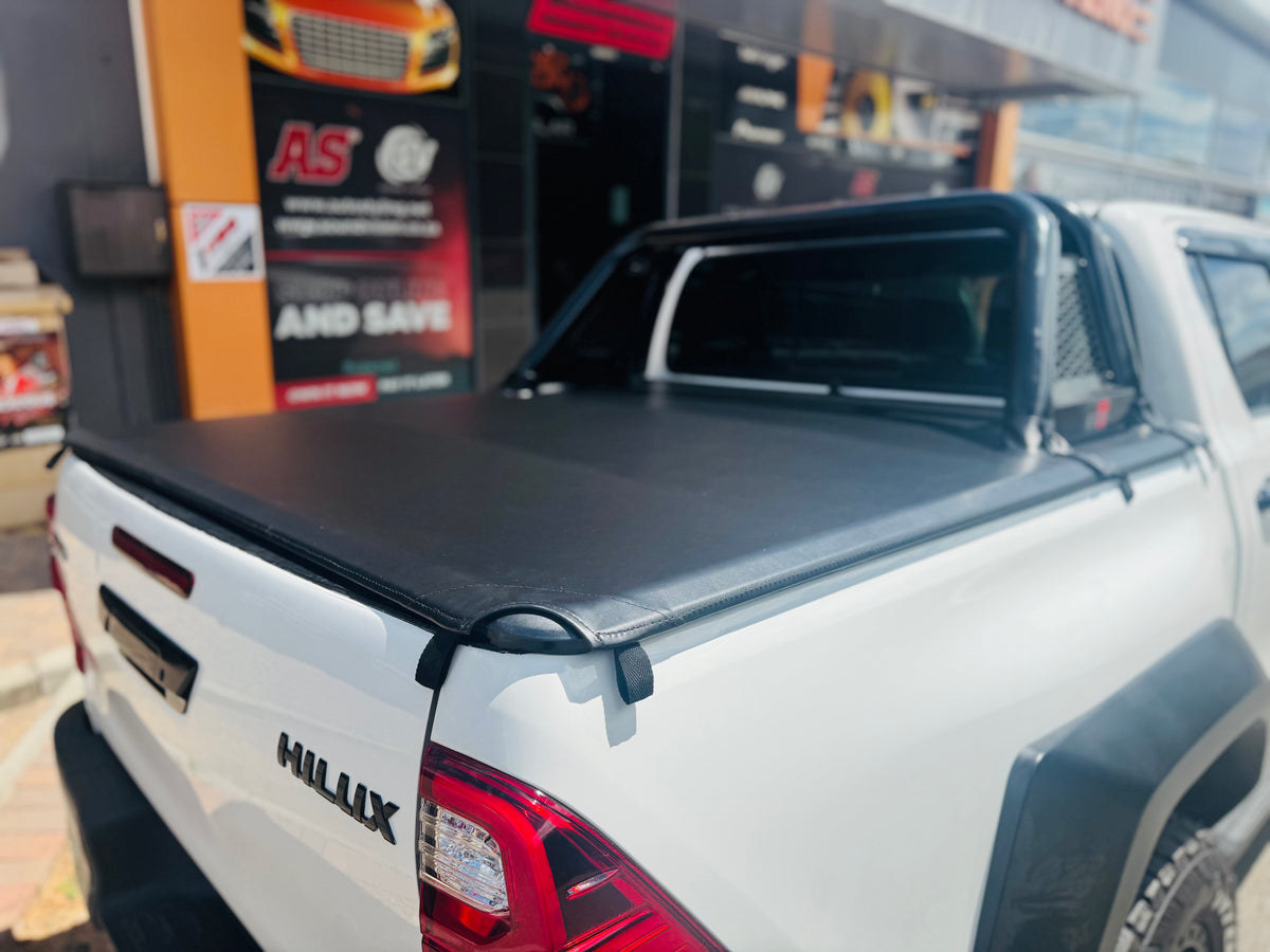 TOYOTA HILUX GD6 DOUBLE CAB CLIP IN TONNEAU COVER