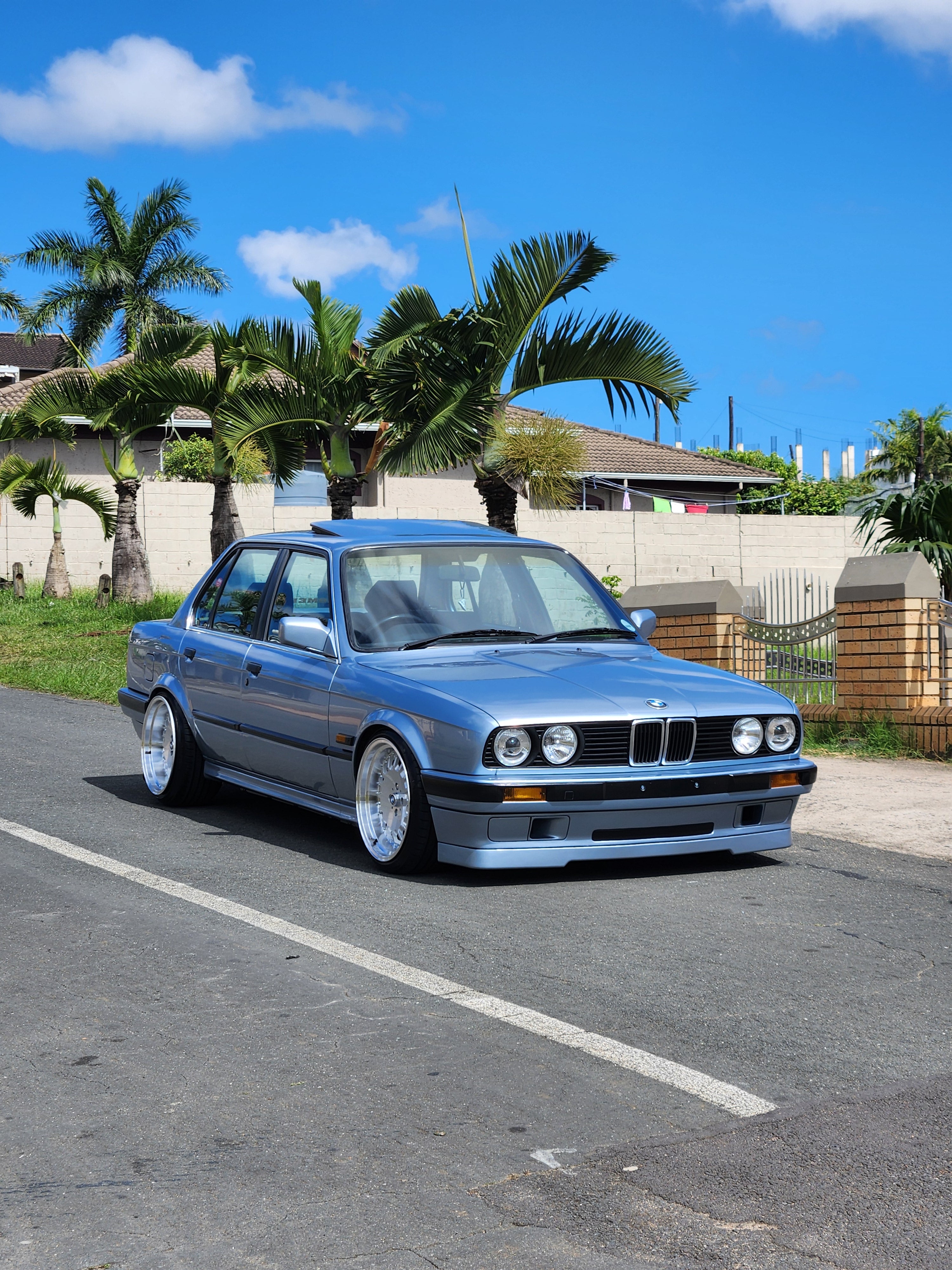 17” AS- E30 BOTTLE CAPS   8.5/10j 4/100  SILVER arriving 21/22ND NOVEMBER