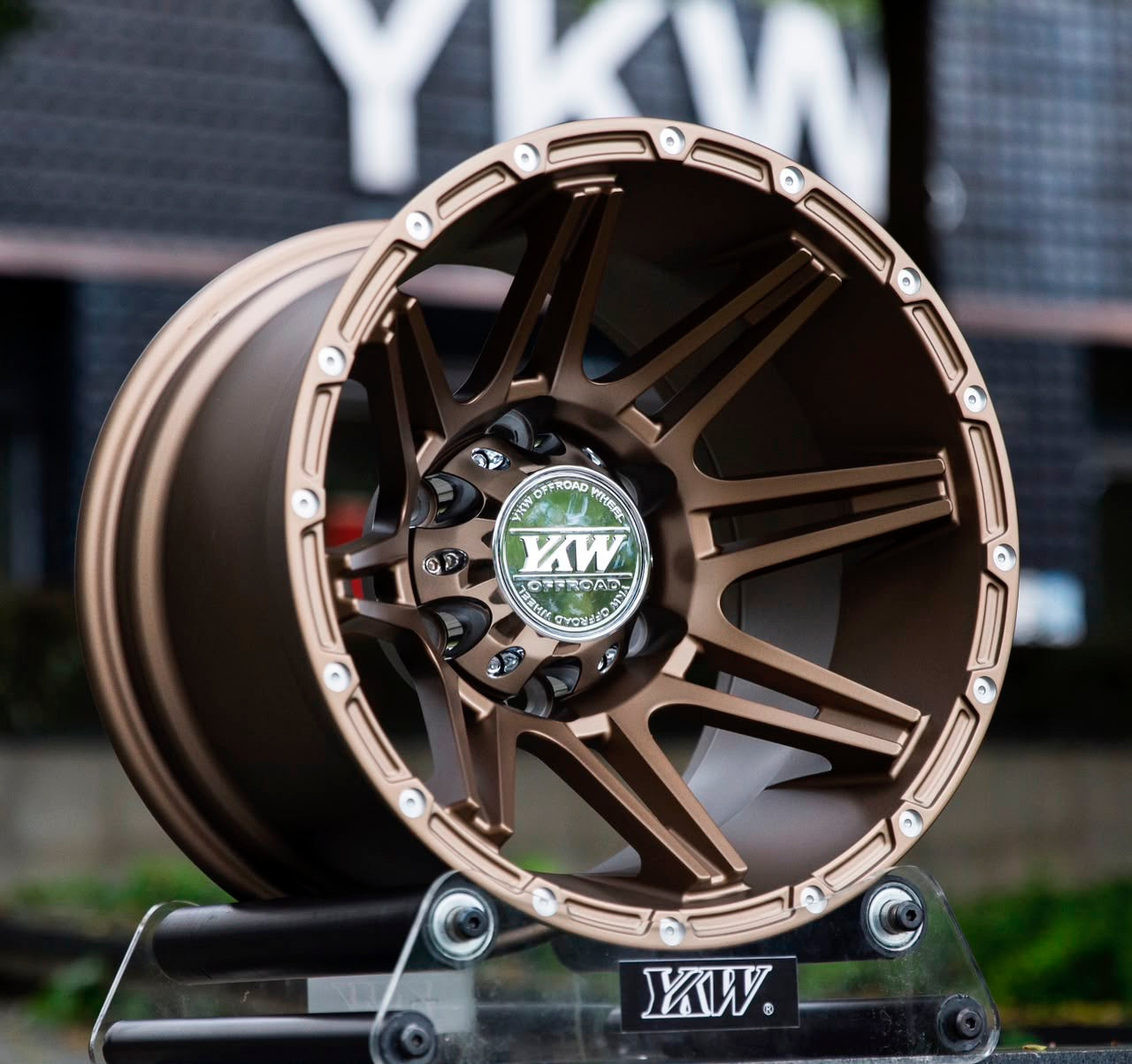 15″ YKW 5611 6/139 10j Alloy FAT BOY bakkie wheels
