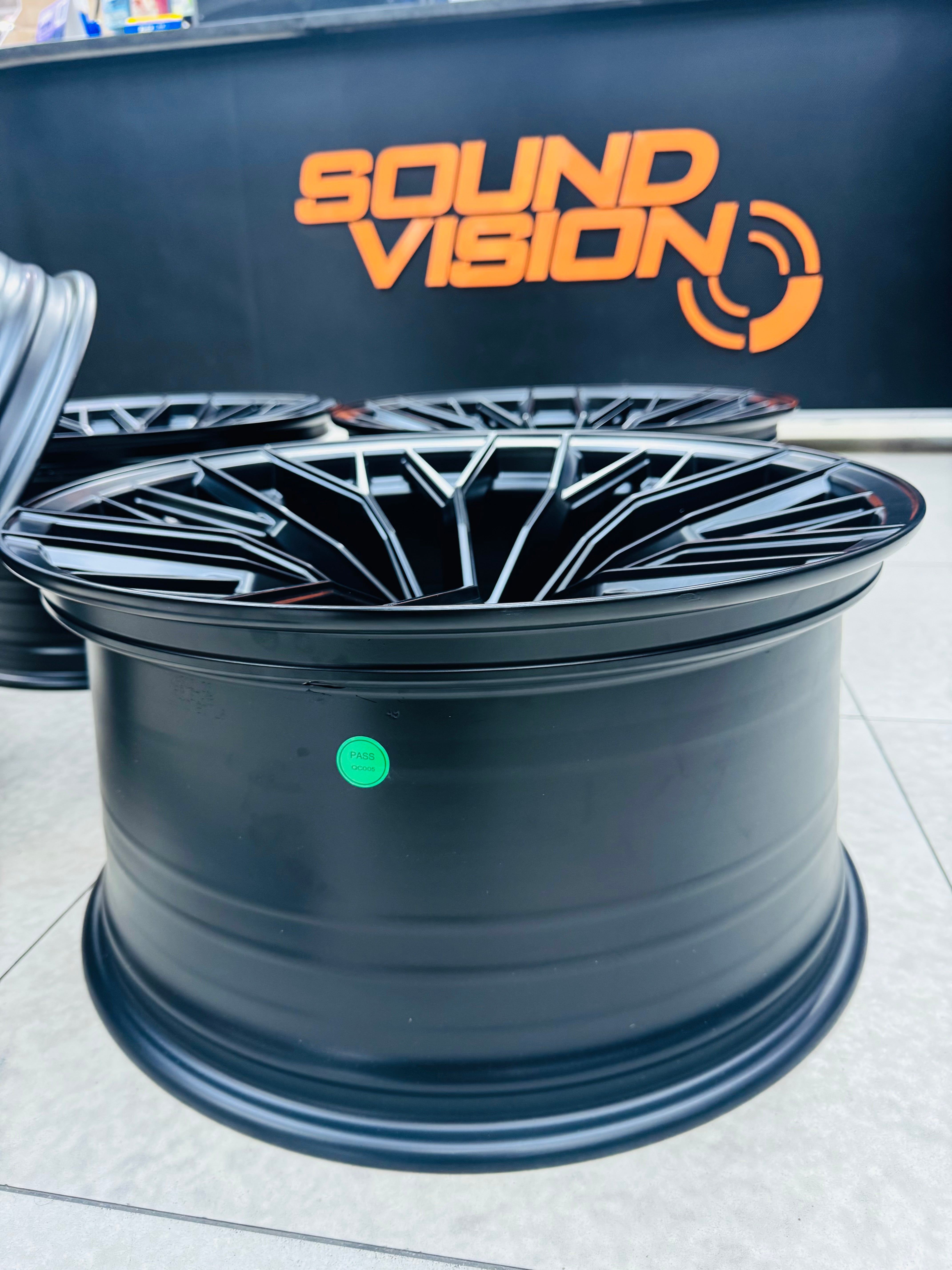 20” CONCAVO 06 MATT BLACK BAKKIE RIMS 6/139 PCD