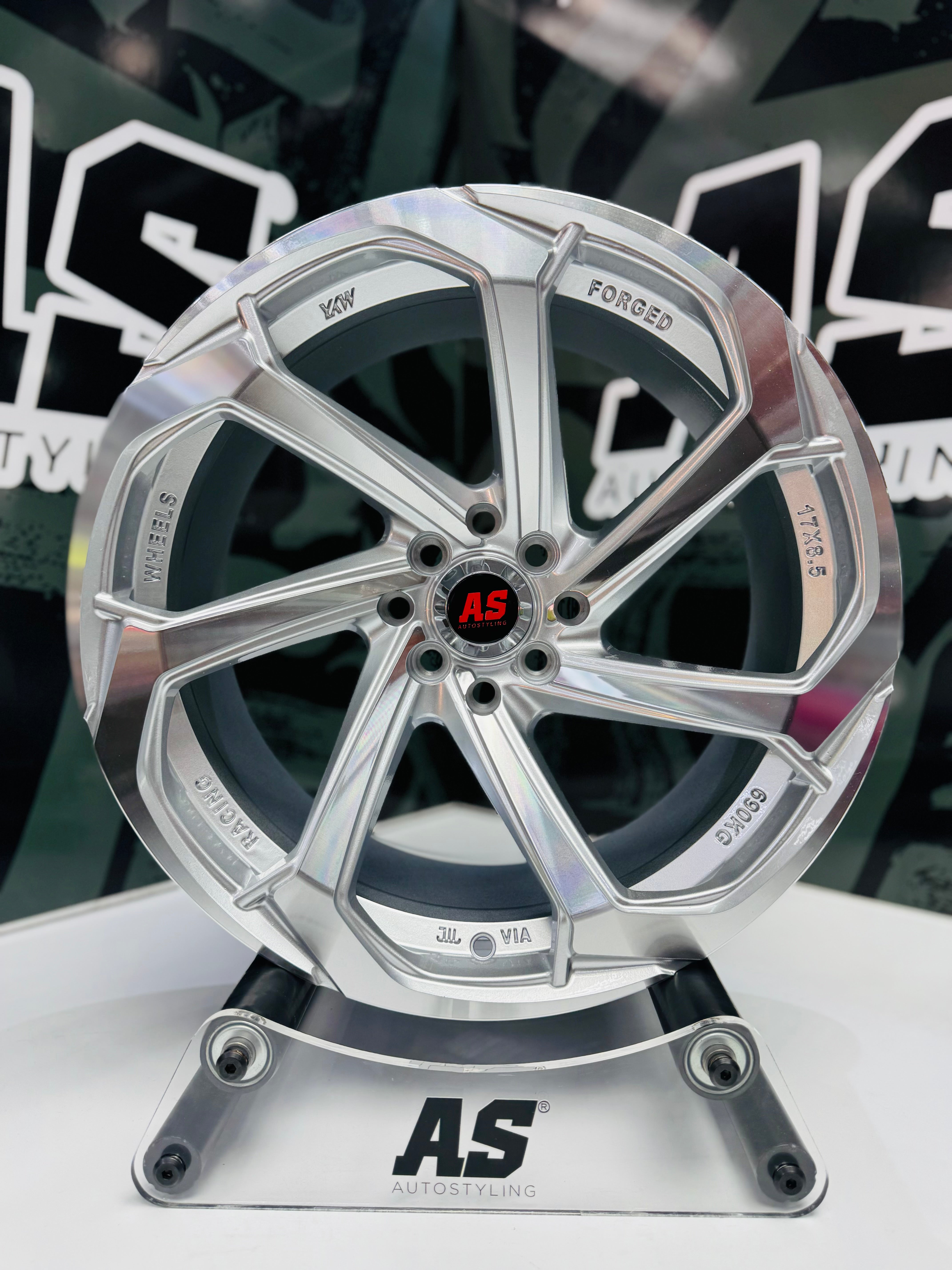 17” YKW 7038 4x100 or 4x114 & 5x100 or 5x114 rims - Autostyling Klerksdorp