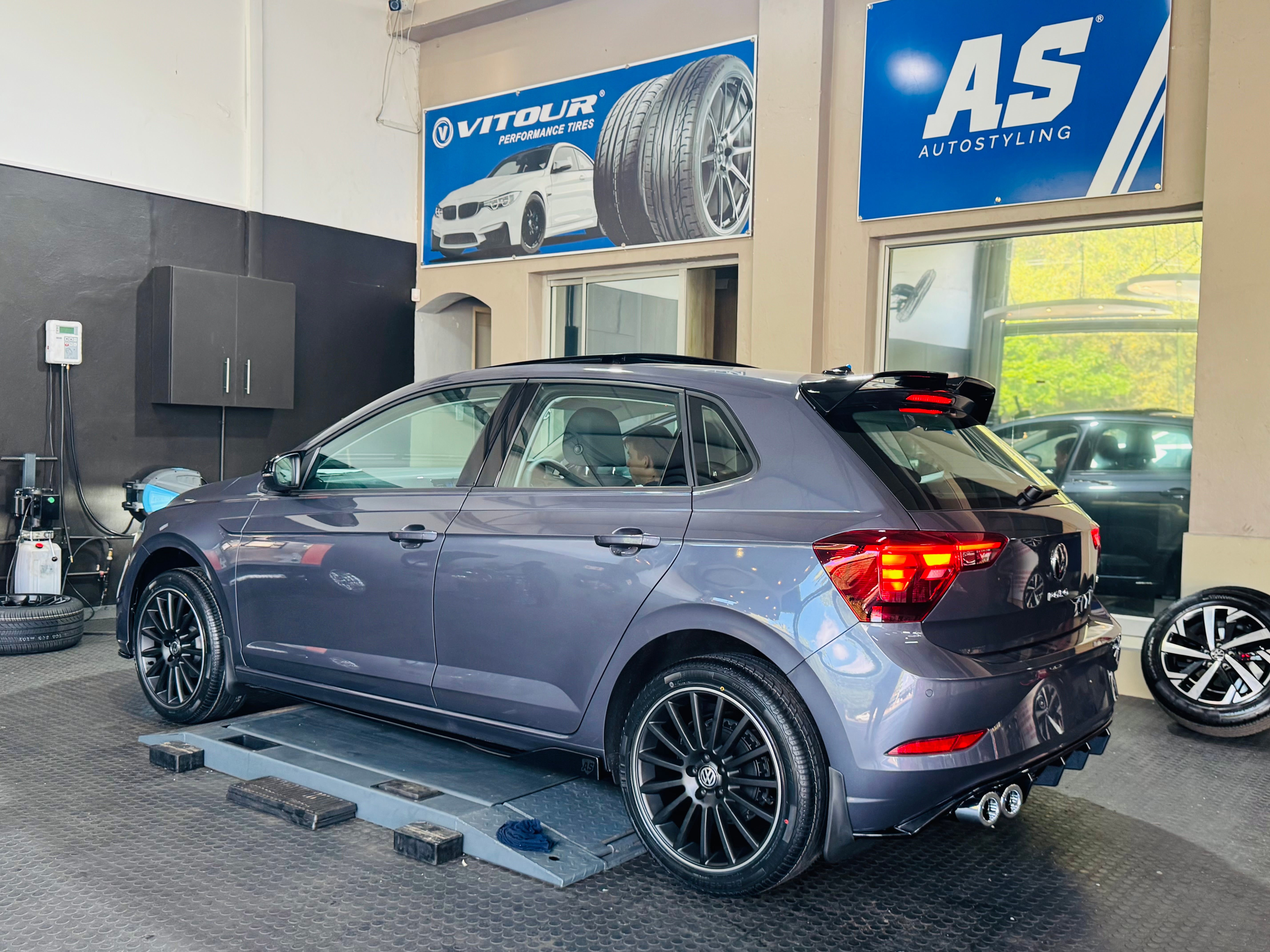 Polo 8 OET ROOF SPOILER - Autostyling Klerksdorp