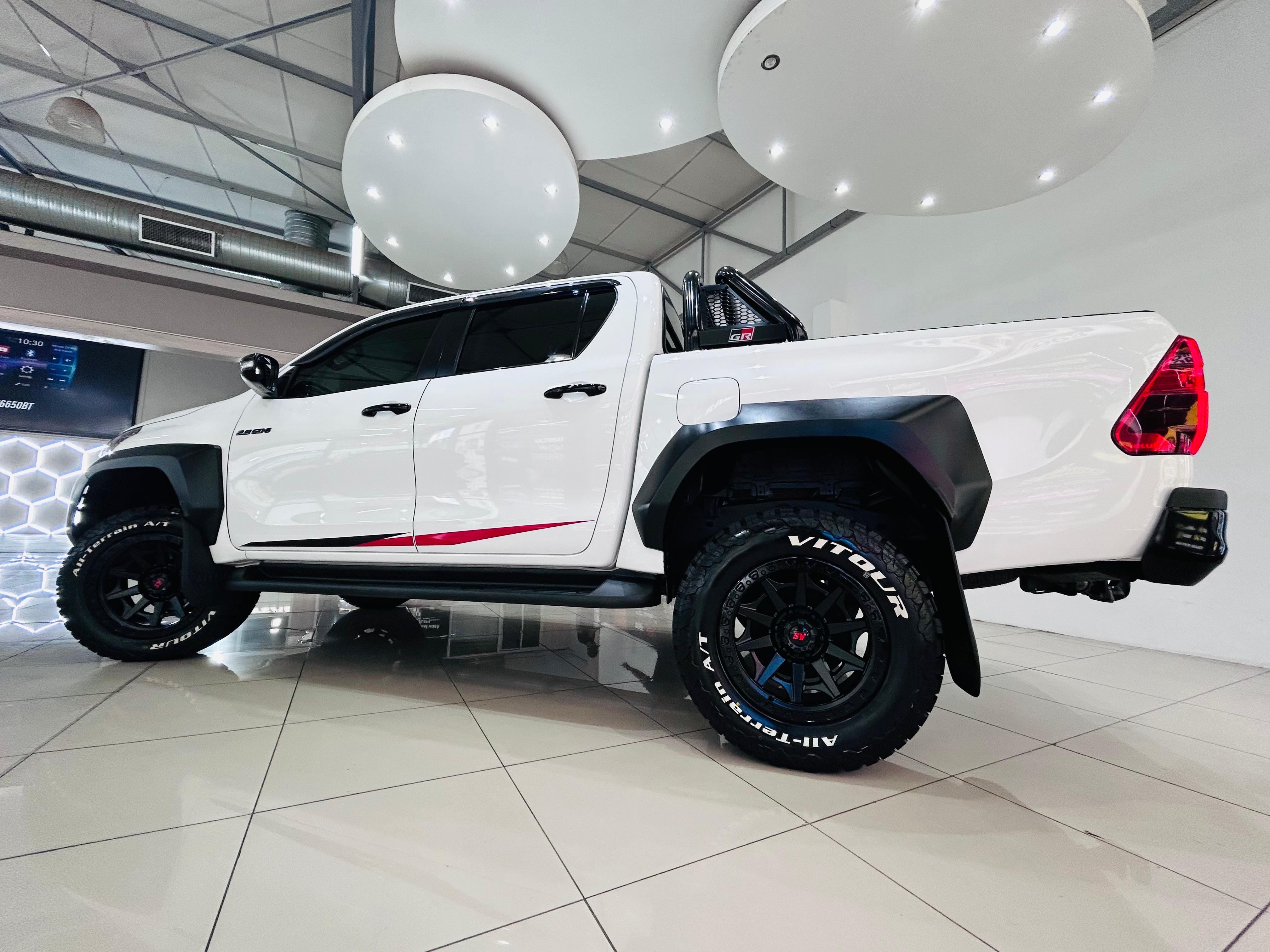 265/60/18 VITOUR ALL TERRAIN WHITE LETTER  TYRE