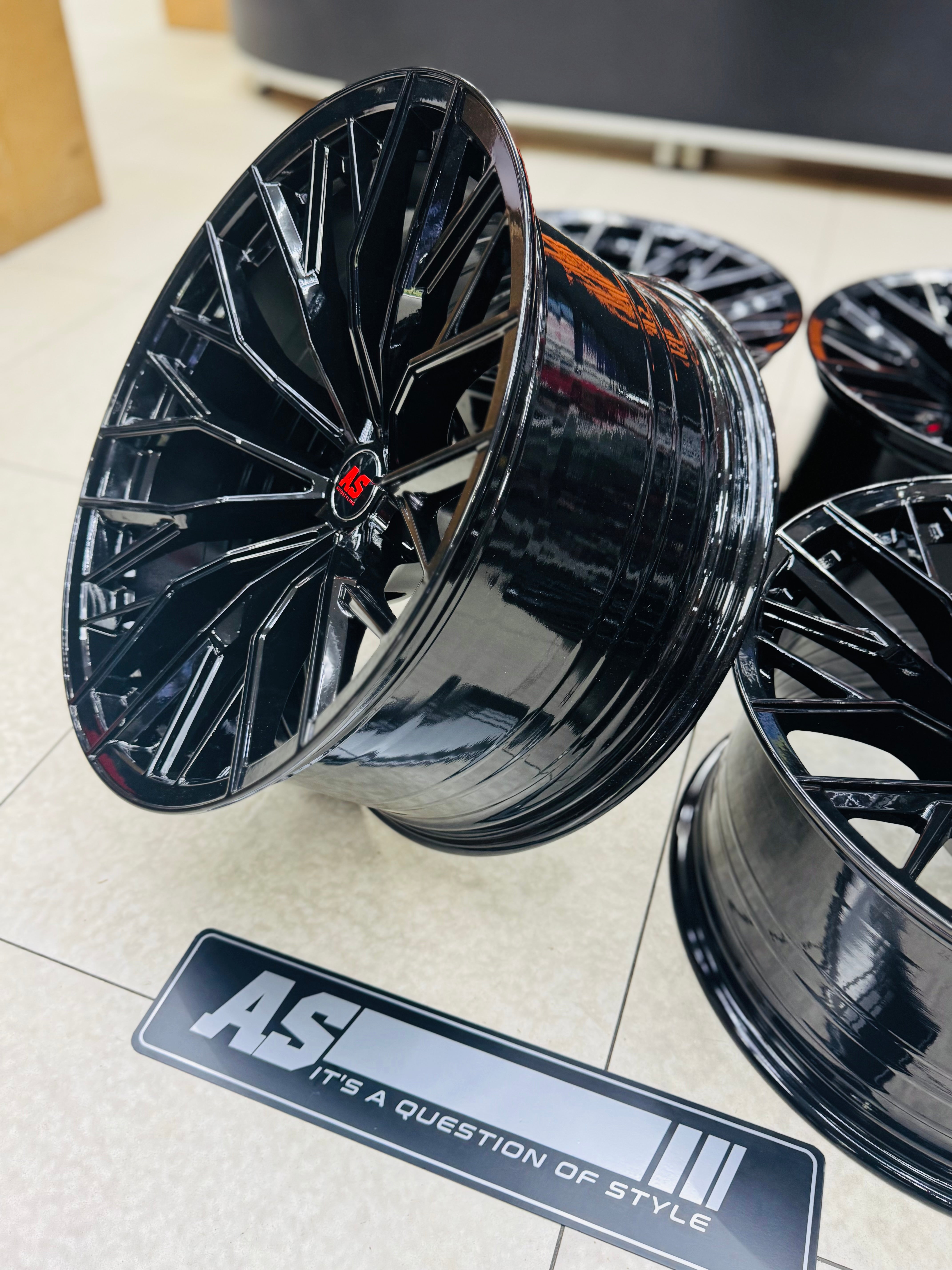 20” CONCAVO 06 GLOSS BLACK  BAKKIE RIMS 6/139 PCD