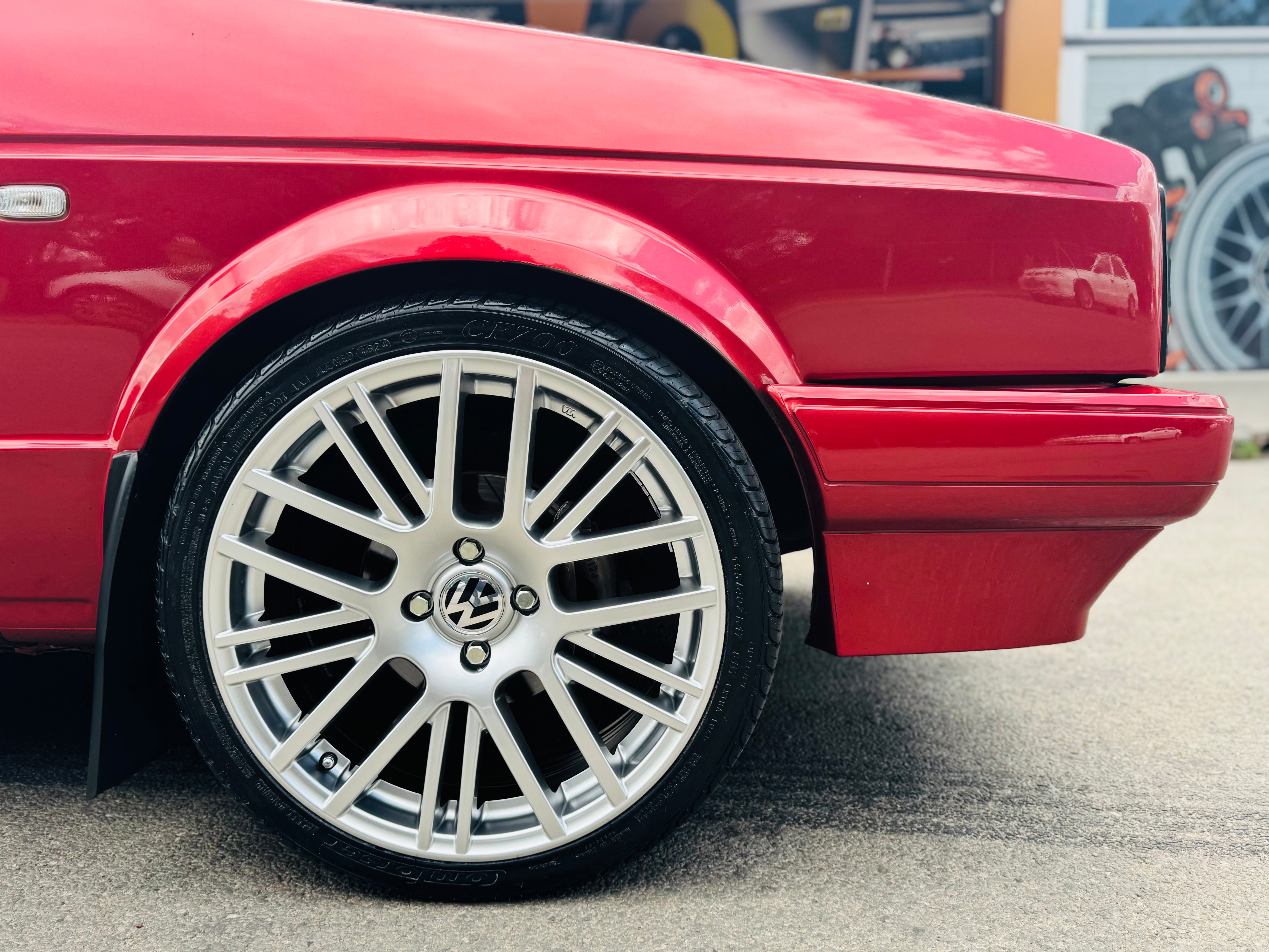17" AS- VDUB EXOR  REPS 4/100 SILVER WHEELS - Autostyling Klerksdorp