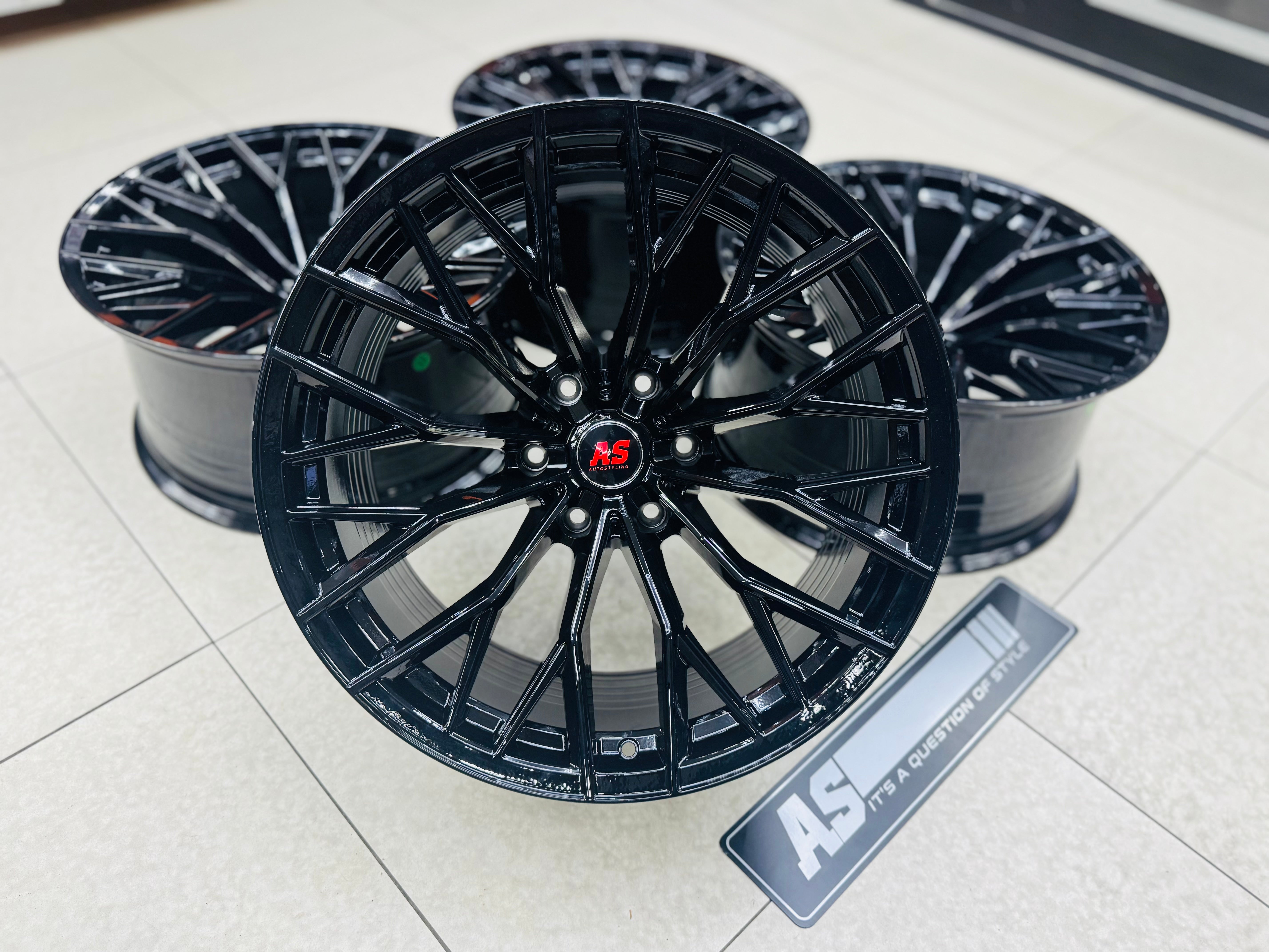 20” CONCAVO 06 GLOSS BLACK  BAKKIE RIMS 6/139 PCD