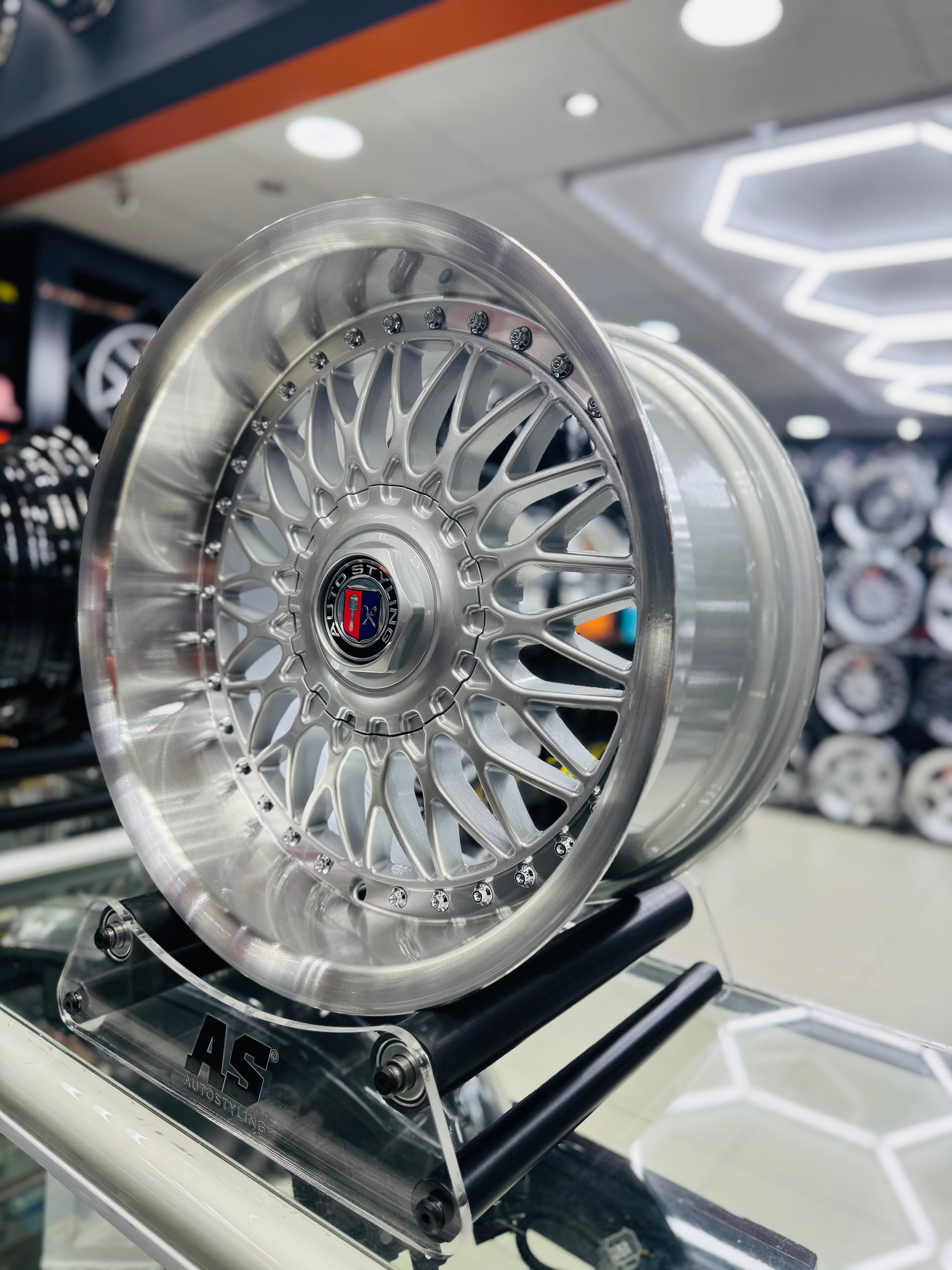 17” AS-SCORPION 8/9j 5/120 & 5/112 SILVER STUDS - Autostyling Klerksdorp