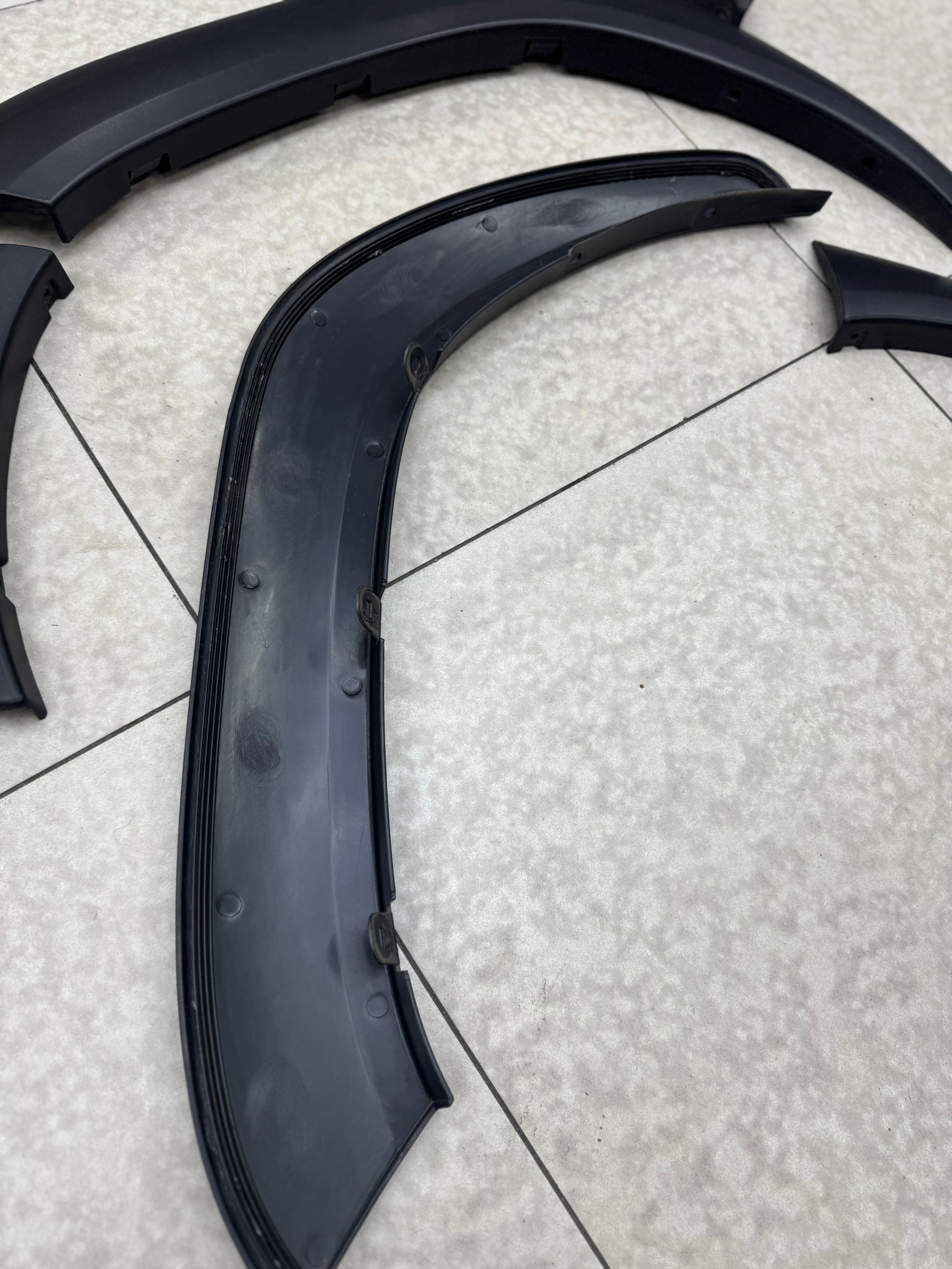 TOYOTA HILUX REVO 2016+ PREOWNED WHEEL ARCHES