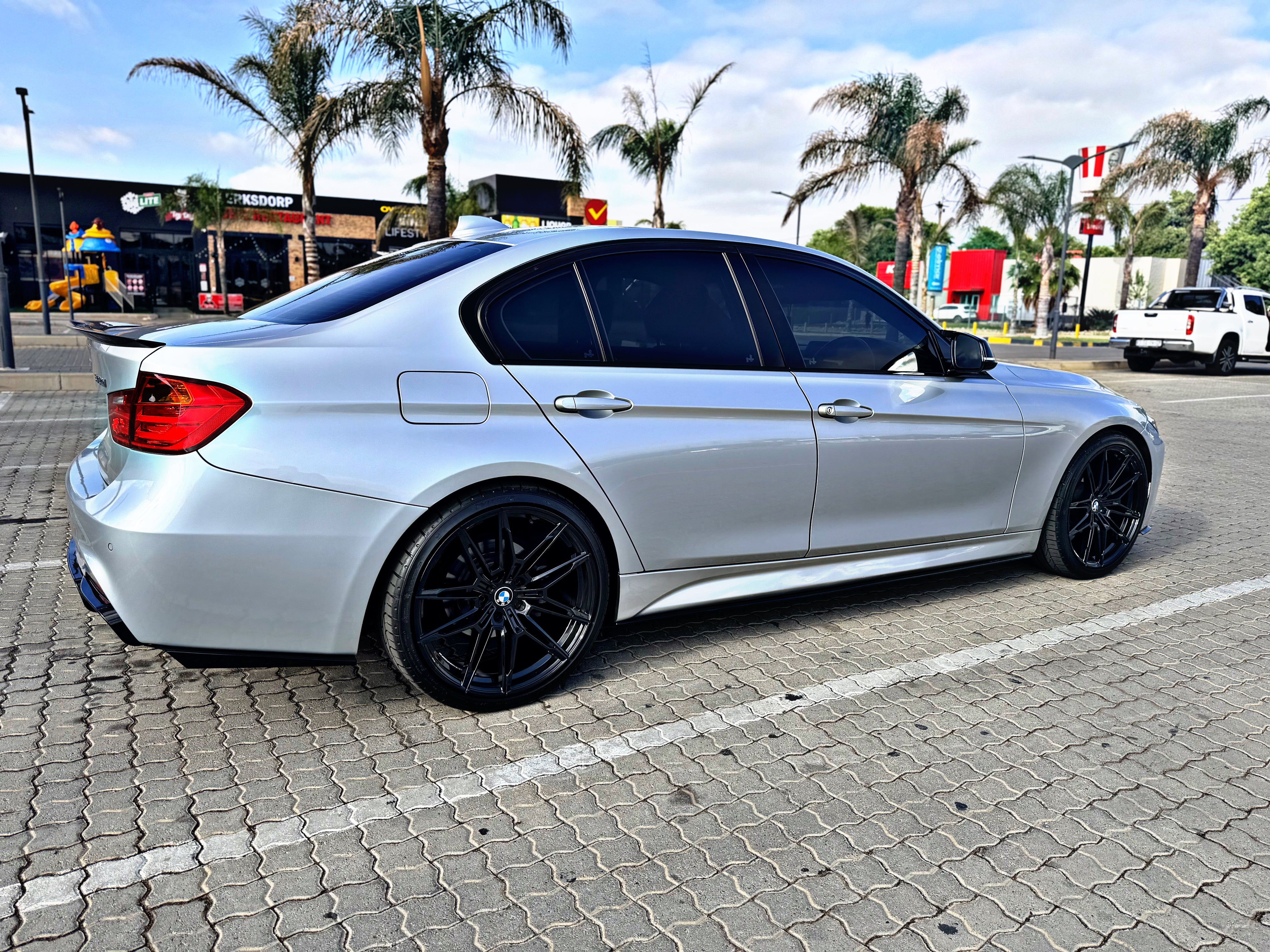 20” BM G80 COMP GLOSS BLACK RIMS