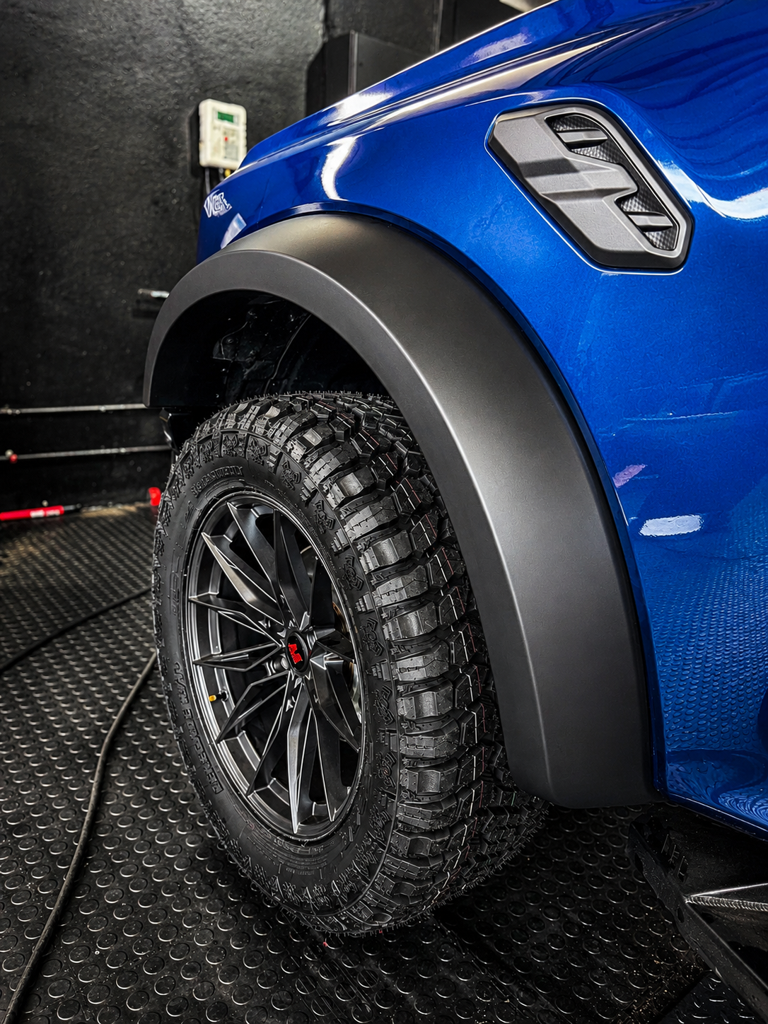 RAPTOR WIDE BODY  KIT (50mm wider ) - OE COLOR (2022+ FORD RANGER RAPTOR)