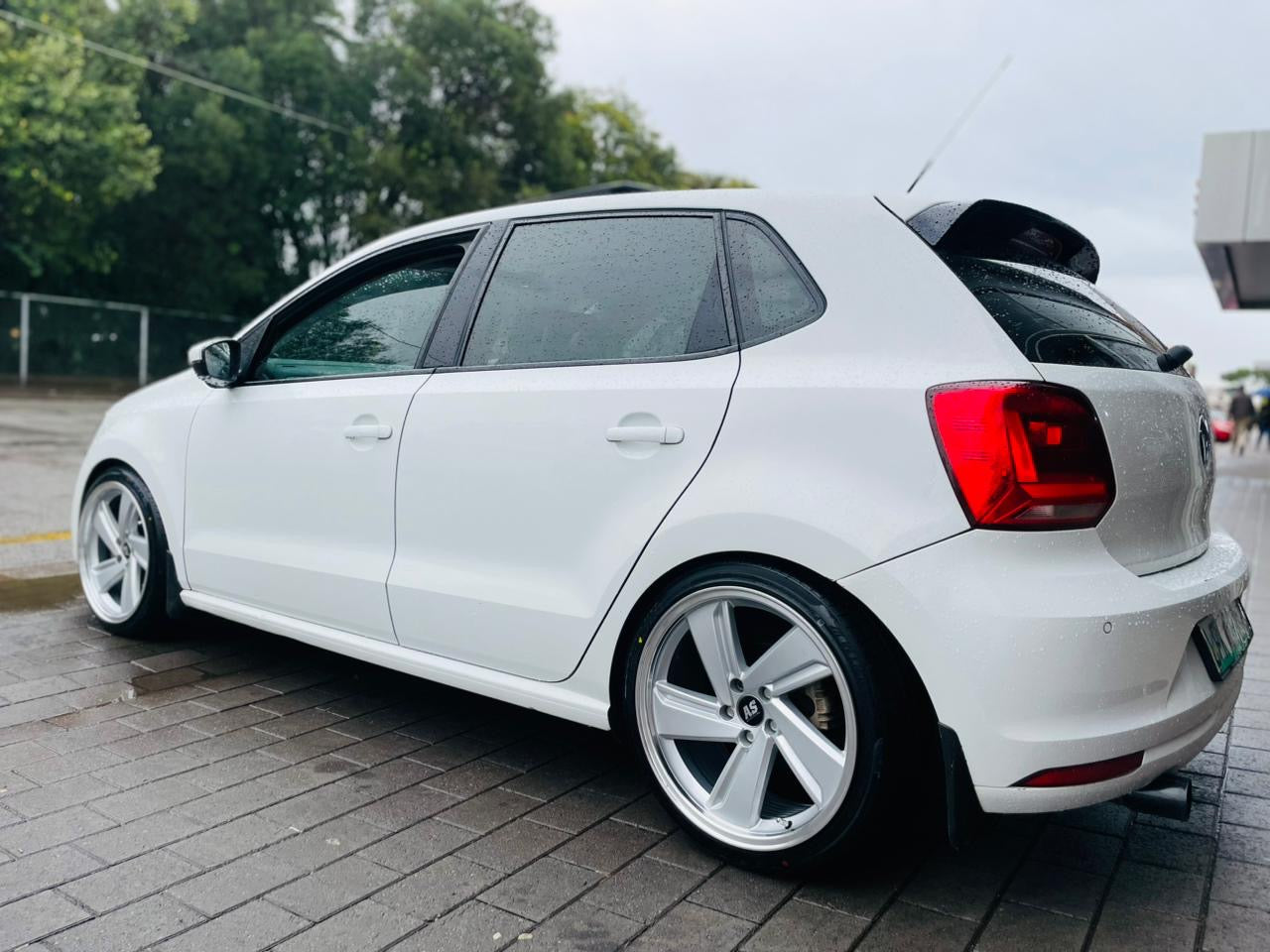 Militon Rims 17” AS- MILTON DISHED 5/100 SILVER RIMS – Autostyling Klerksdorp