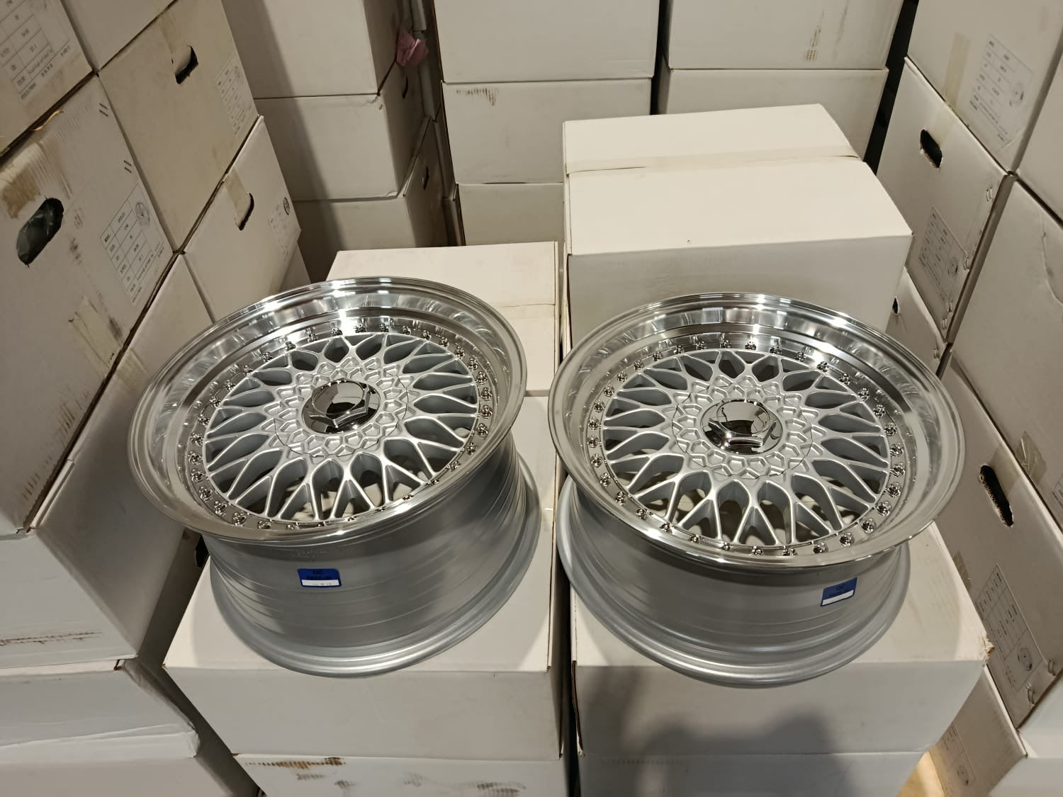 16” AS-BSX 7.5/9j  4/100 & 5/100 multi hole  SILVER