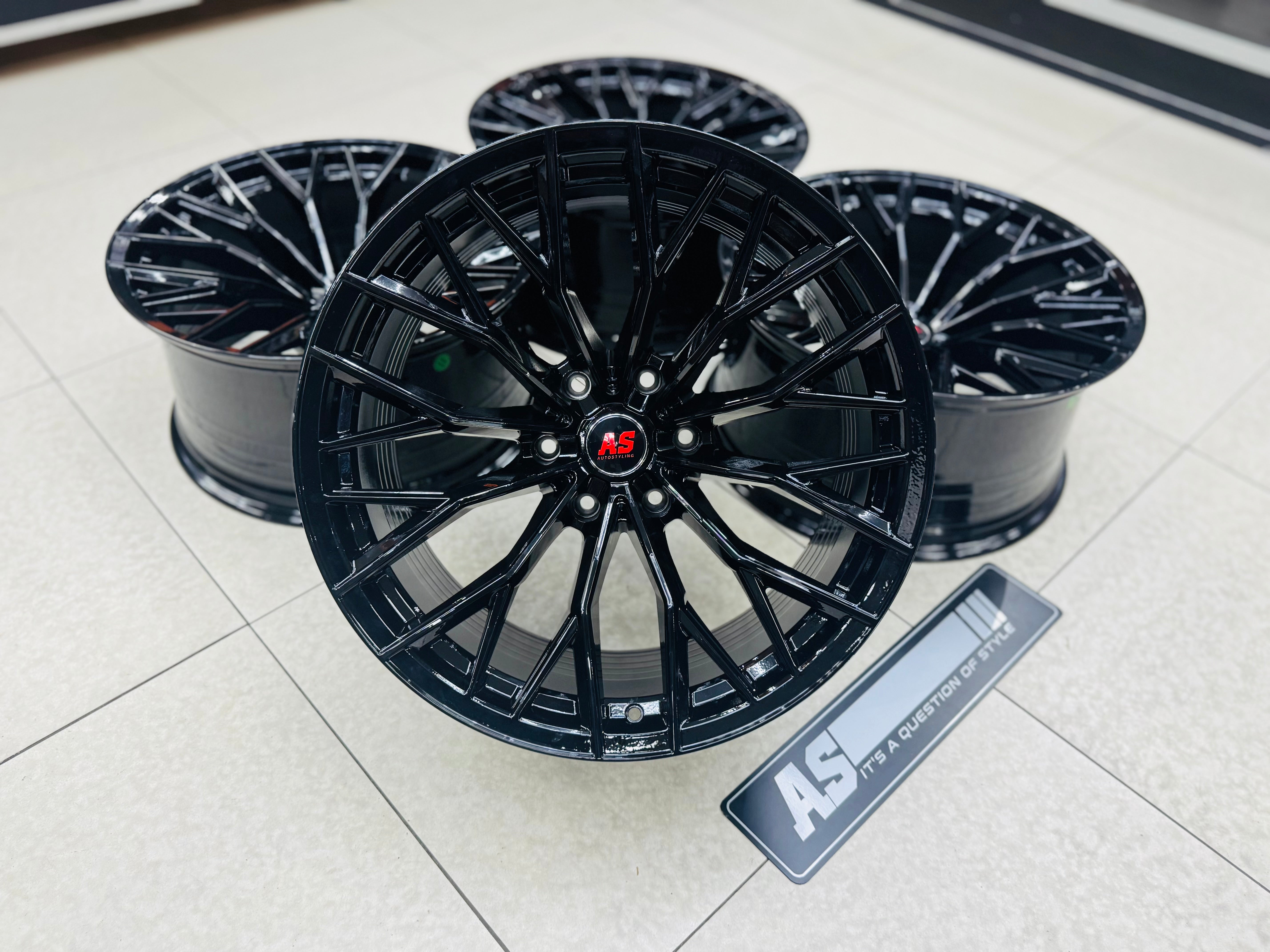 20” CONCAVO 06 GLOSS BLACK  BAKKIE RIMS 6/139 PCD