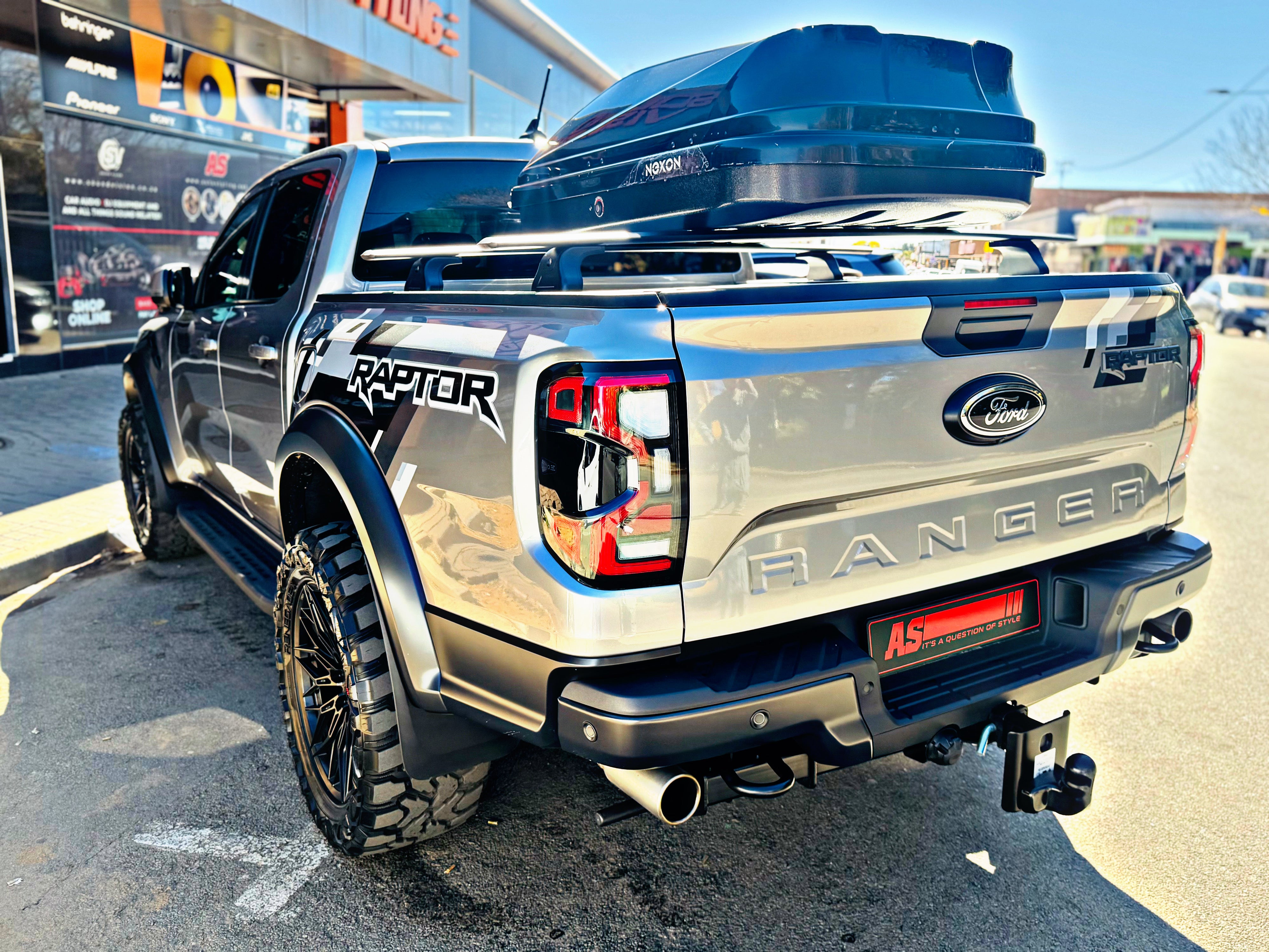 AR-Line cross  BAR FOR MOST BAKKIES