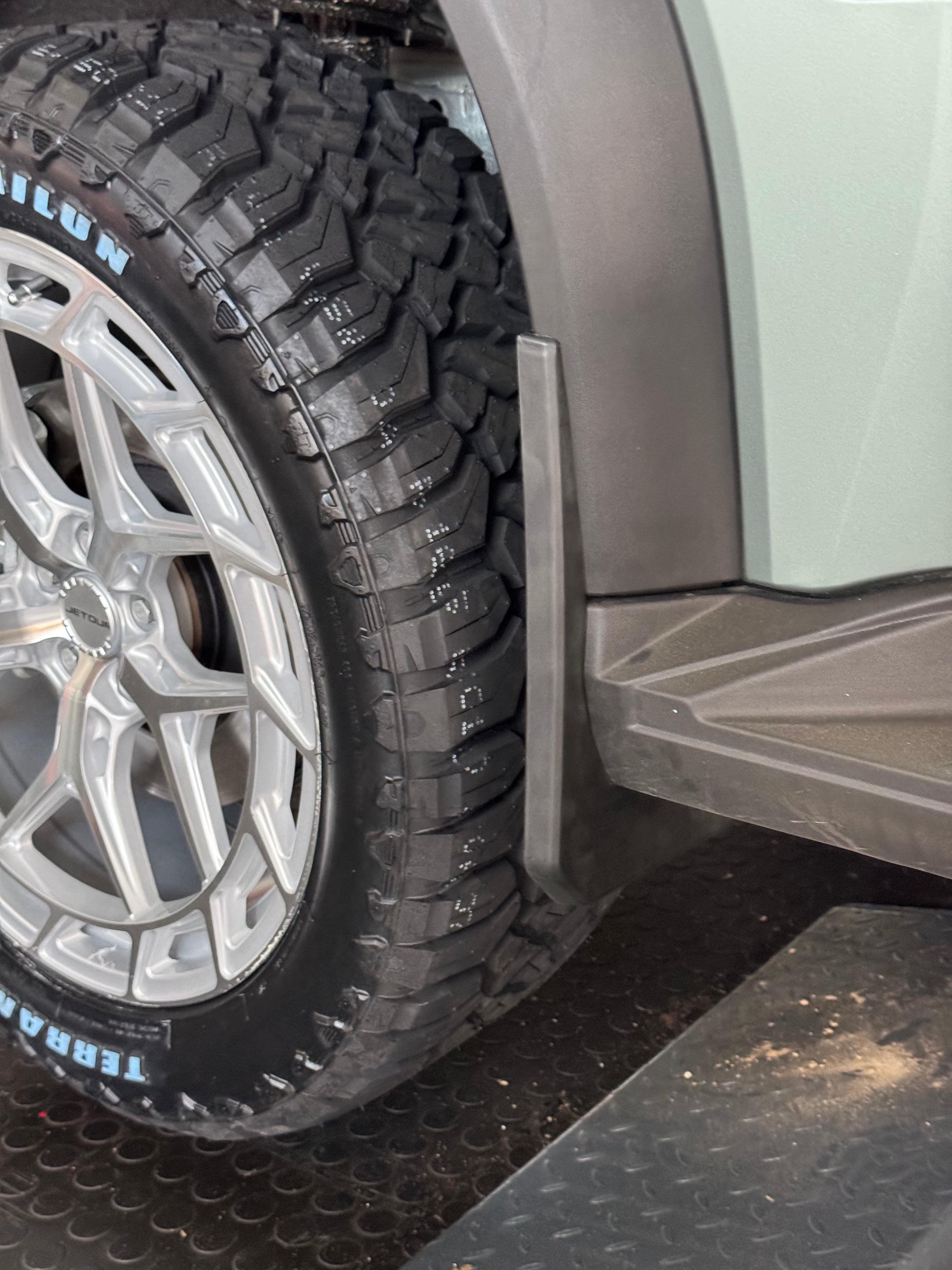 JETOUR T2 2025+ MUDFLAP 4PC - Autostyling Klerksdorp