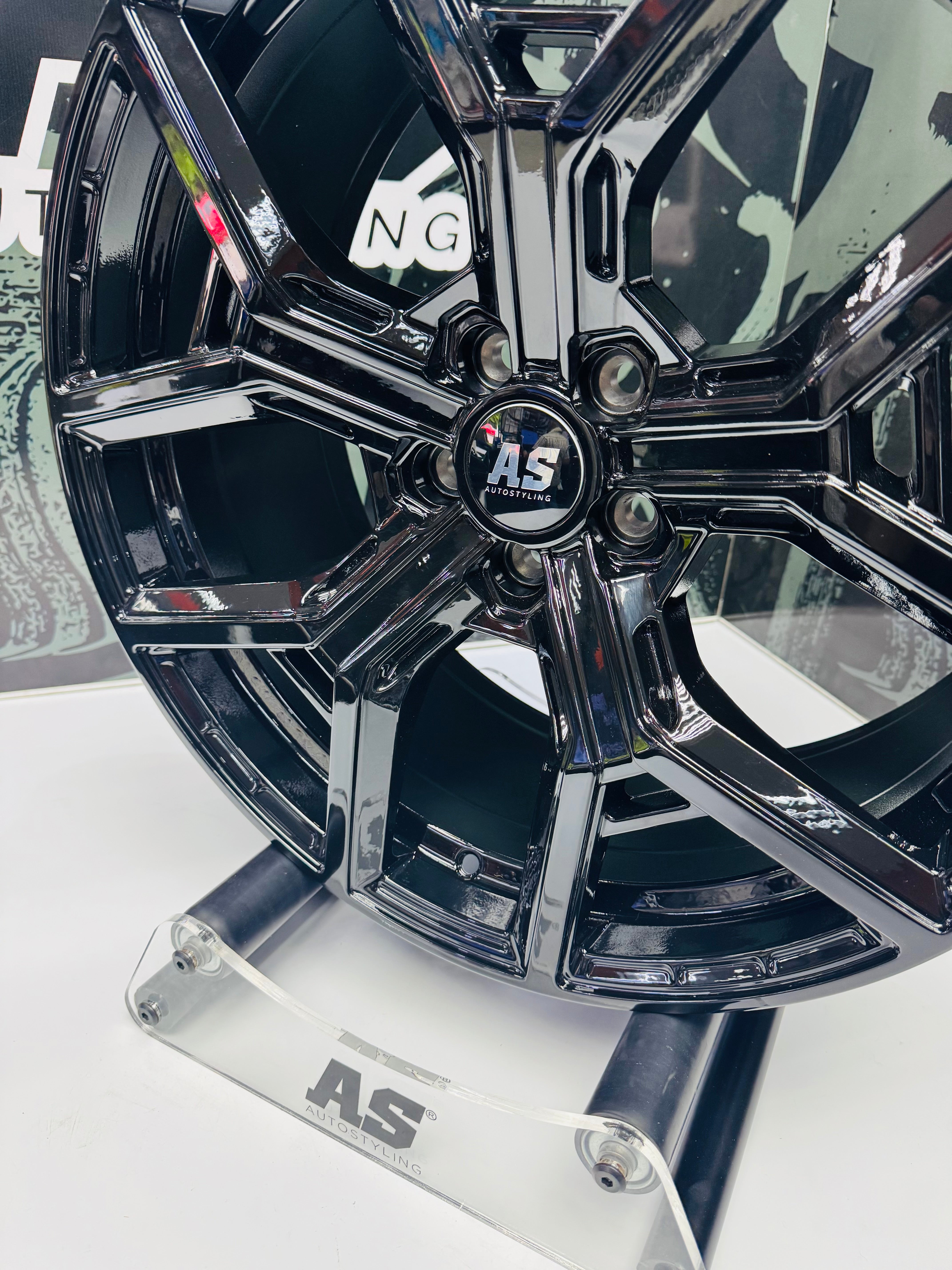 22” 5x108 PCD RIMS set of 4