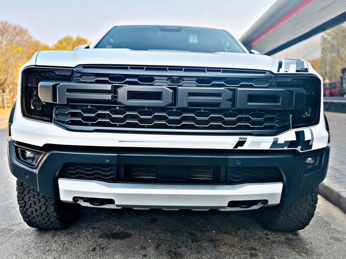 Ford Ranger NEX GEN 2023+  T9 HIGH SPEC HEADLIGHT PRECUT FILM SMOKED