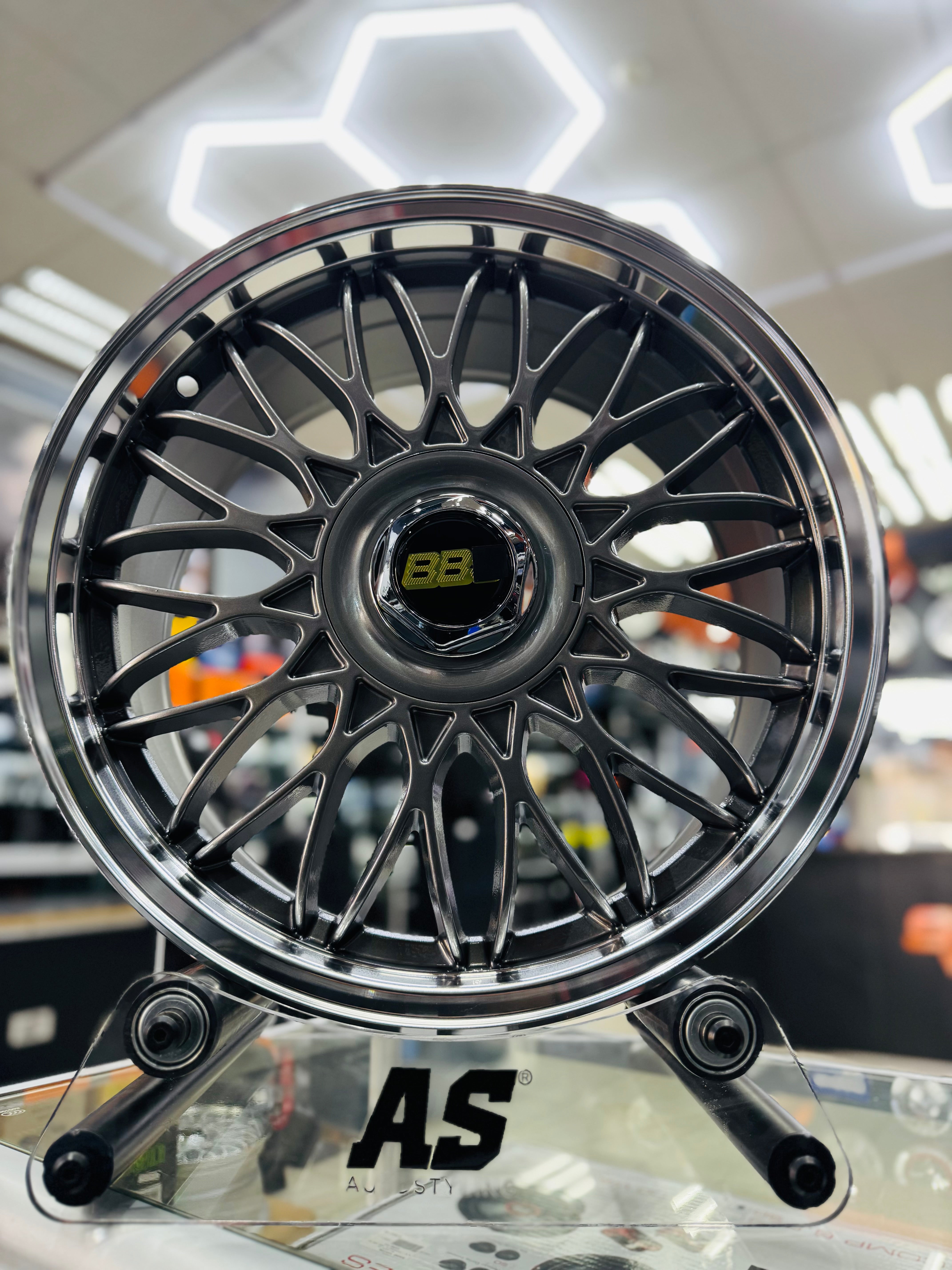 17” VURA 5x100 & 4x100 pcd wheels gunmetal