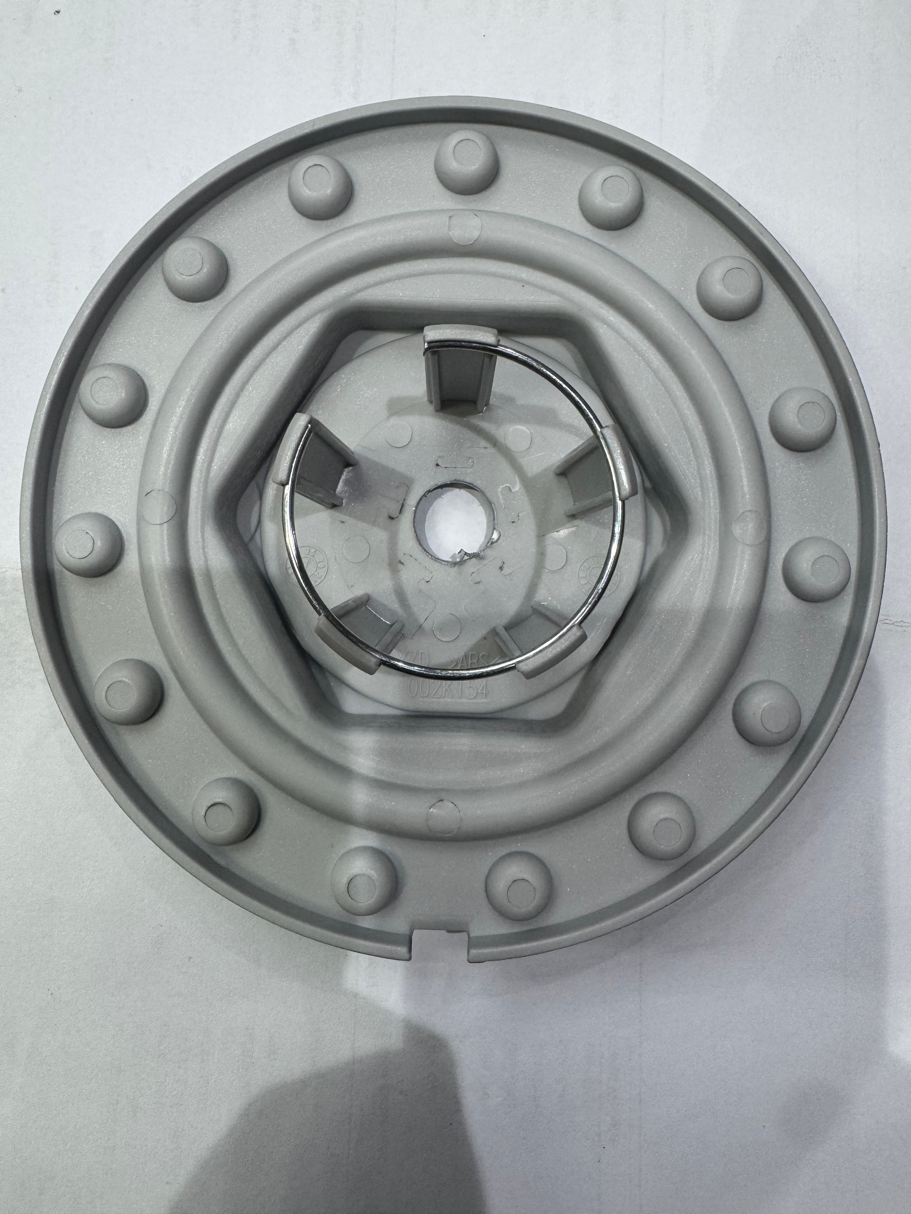 Centre caps for 16 AS Vura  RIMS
