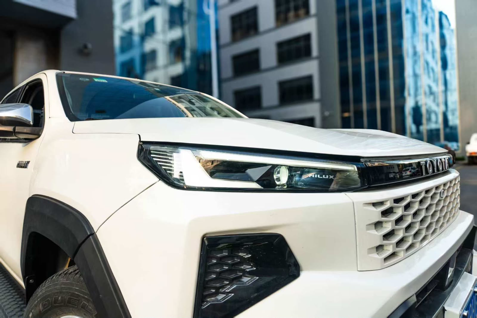 Toyota Hilux (15-On) Travo Style Conversion Body Kit