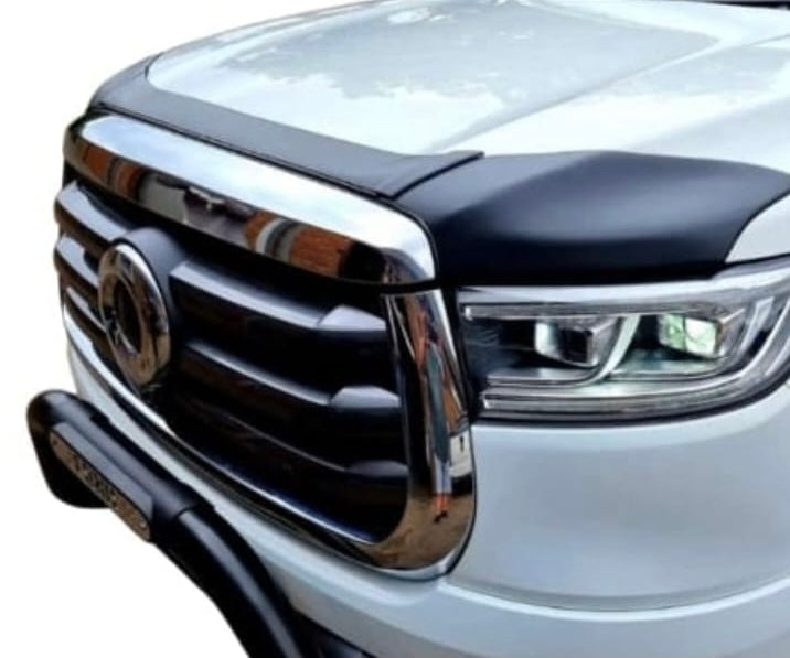 P SERIES PASSENGER  BONNET GUARD stick on Matt black