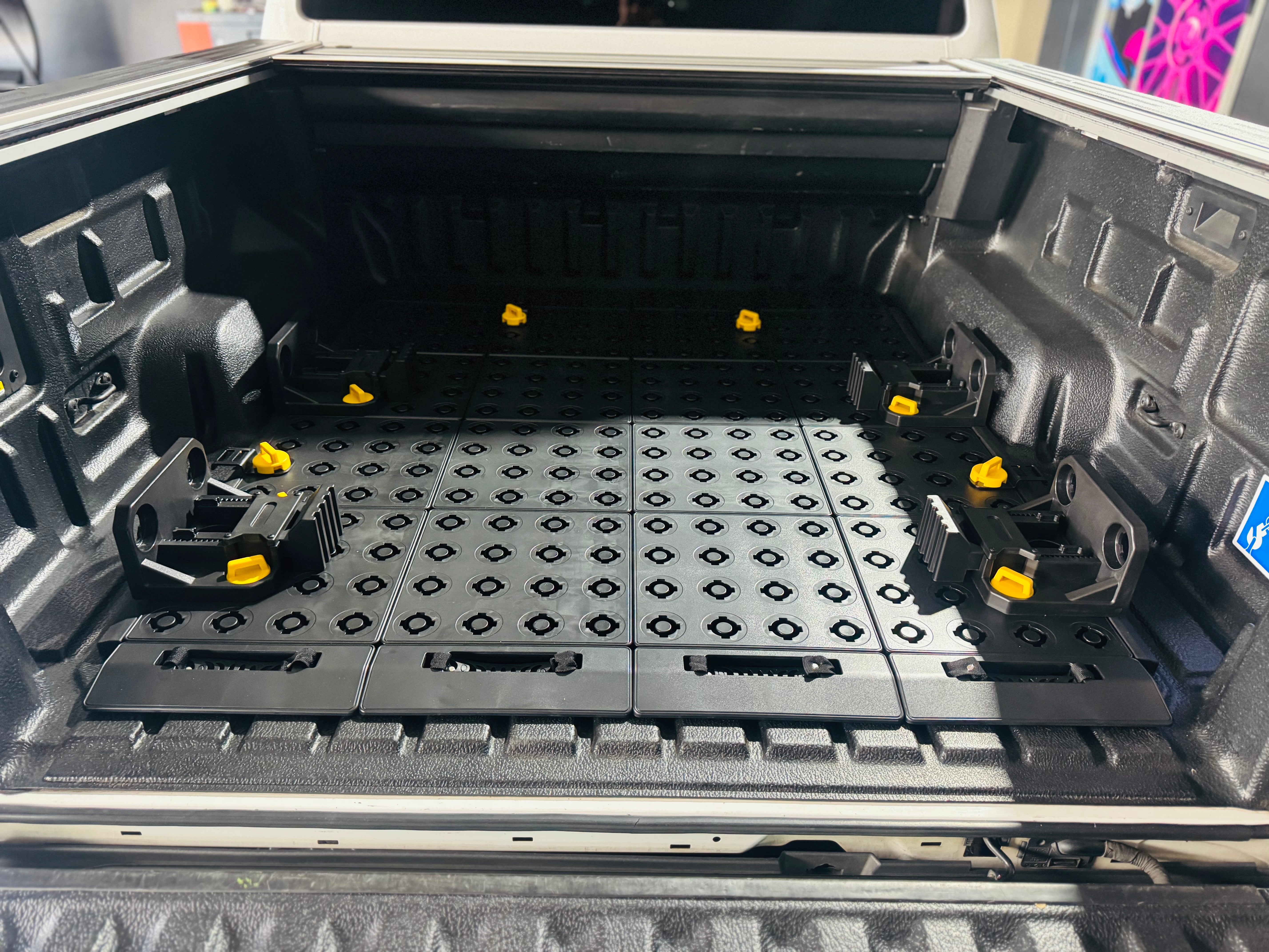 SHIVA 4x4 BAKKIE MODULAR BIN LOADING SYSTEM