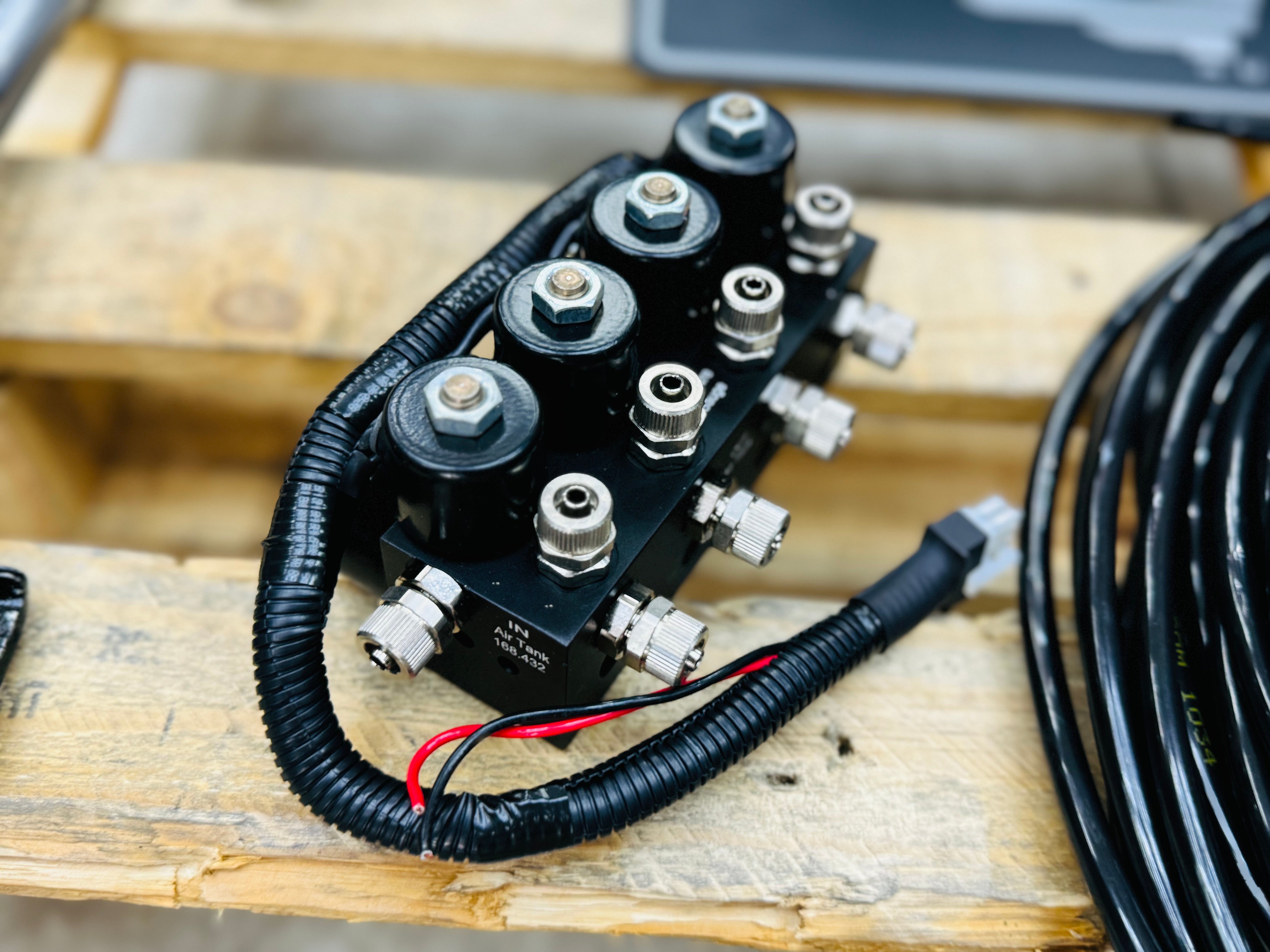 CASTOR BLUETOOTH AIR SUSPENSION FOR POLO - Autostyling Klerksdorp