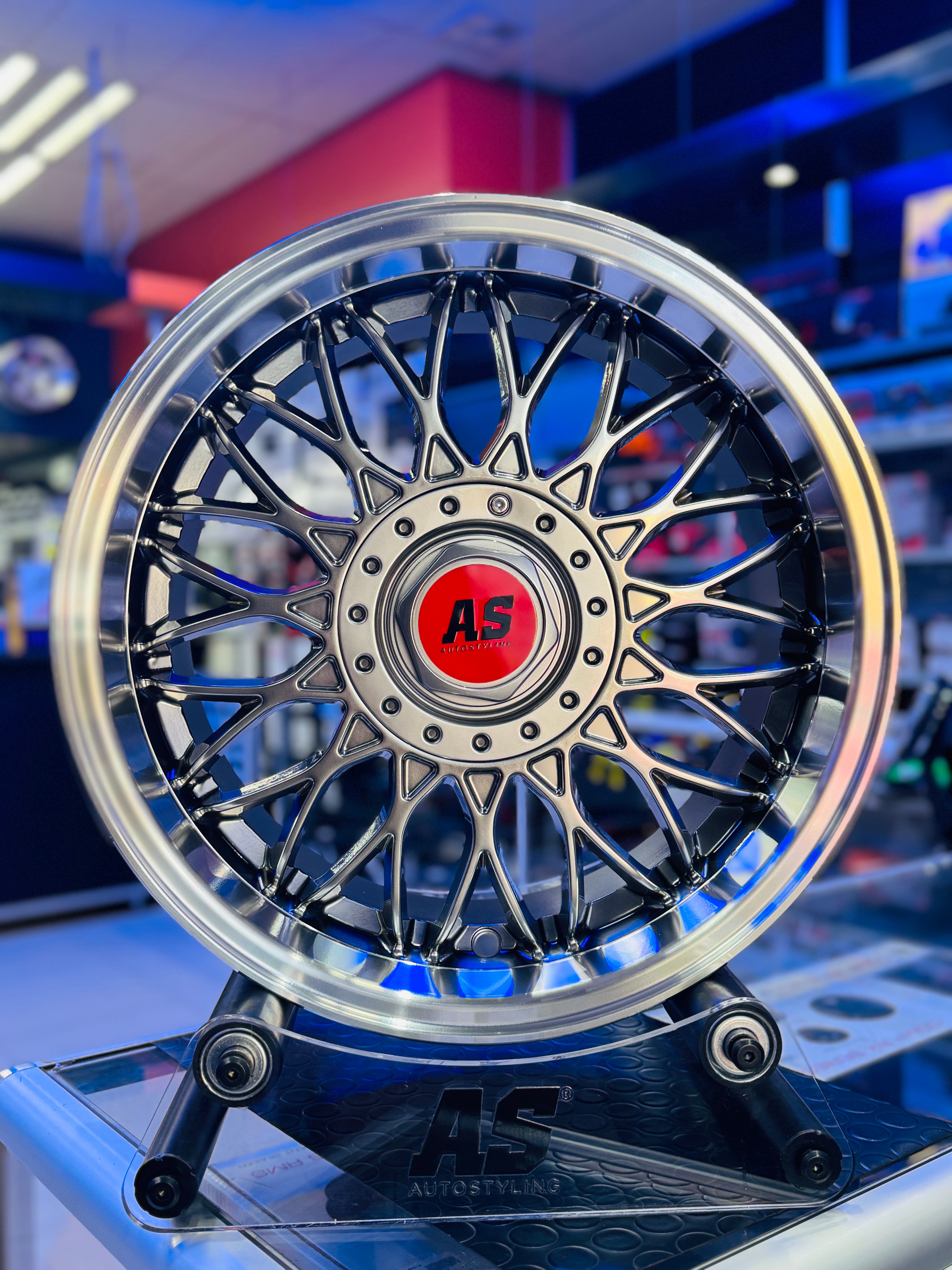16” AS-VURA MESH / JETTA VR6 click on description for specs - Autostyling Klerksdorp