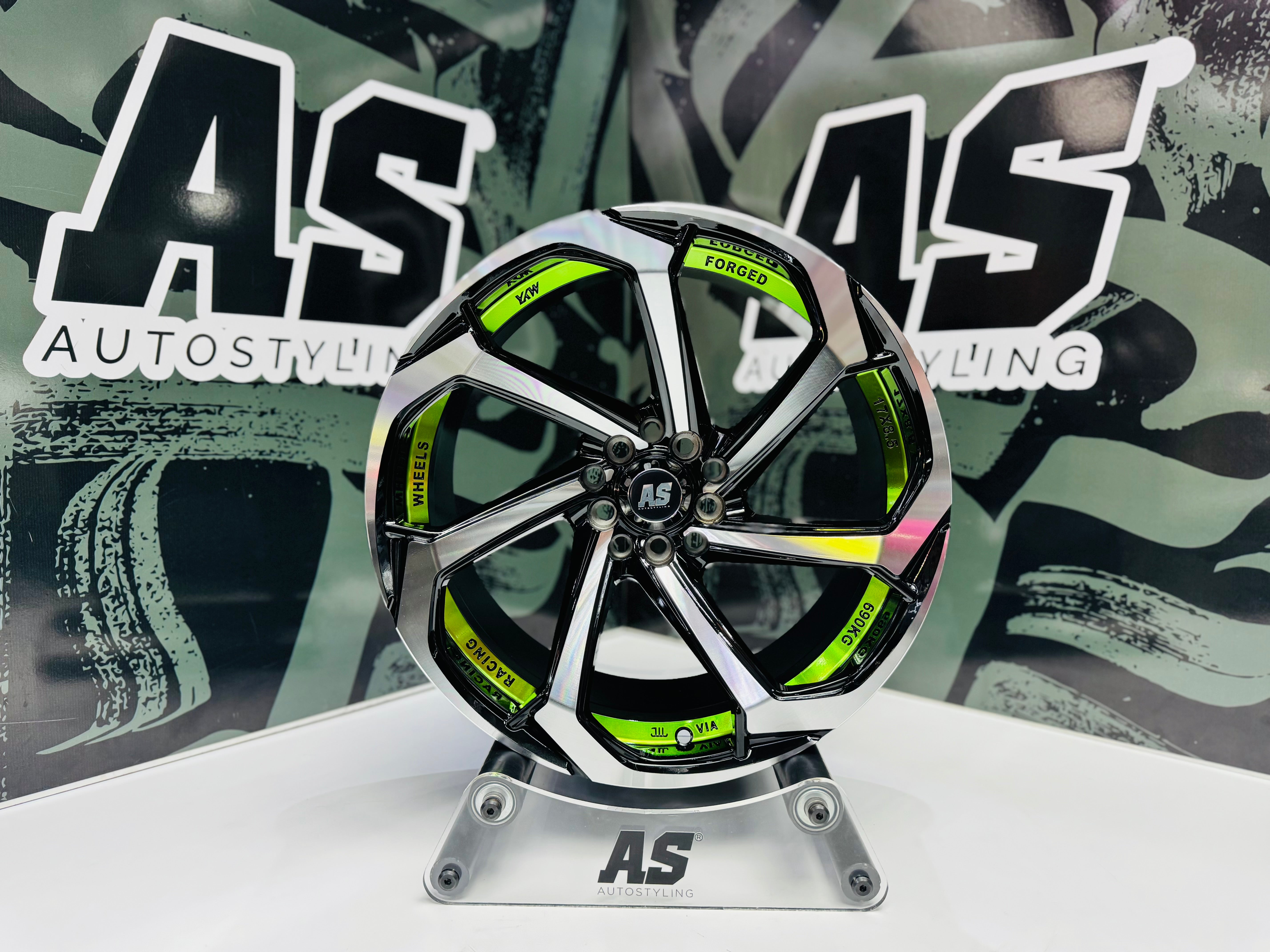 17” YKW 7038 4x100 or 4x114 & 5x100 or 5x114 rims - Autostyling Klerksdorp