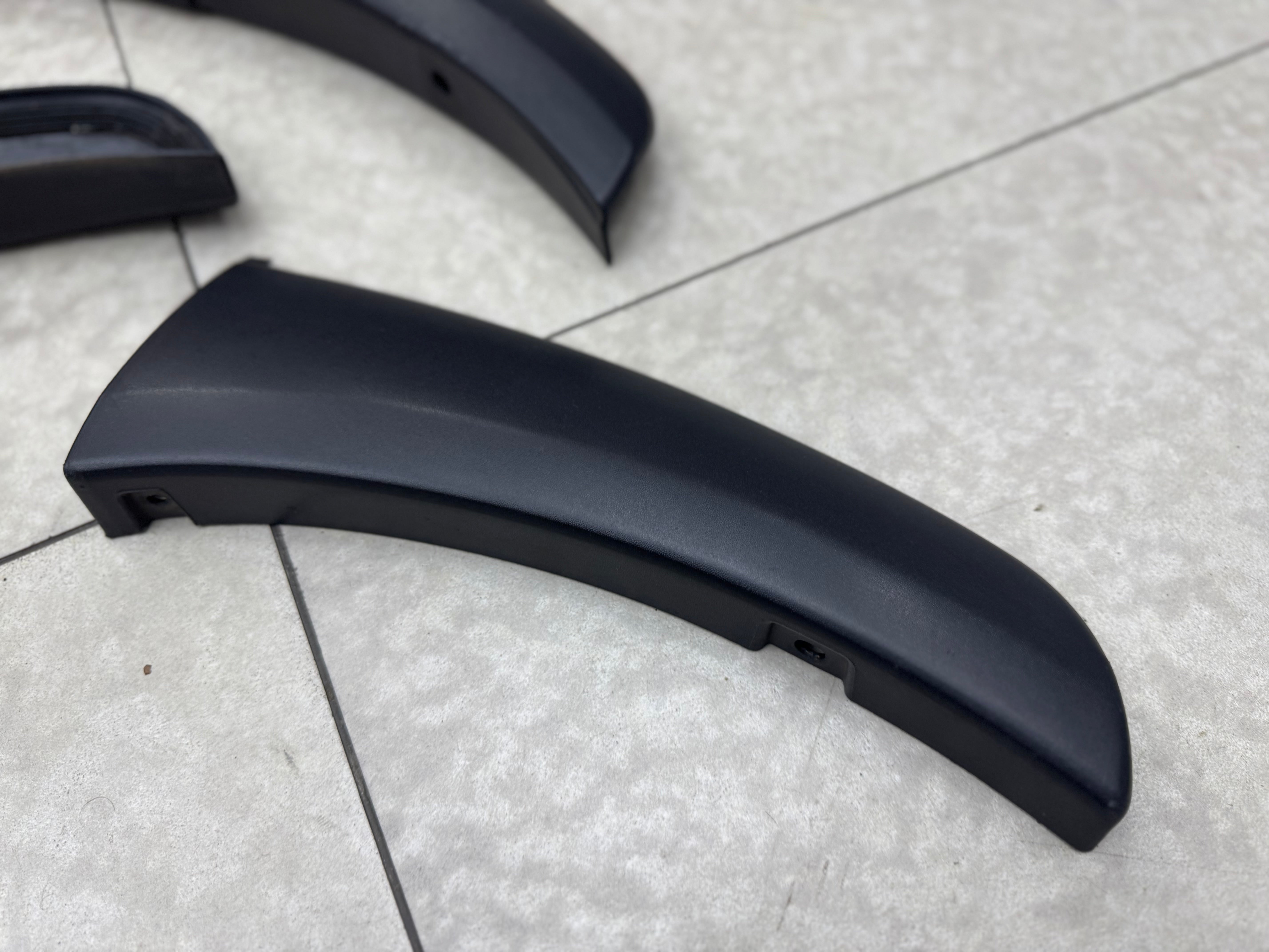 TOYOTA HILUX REVO 2016+ PREOWNED WHEEL ARCHES