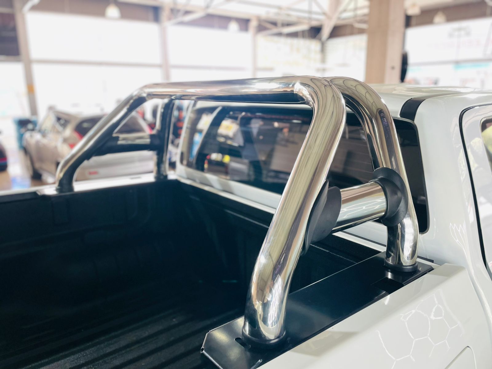 GWM P SERIES  ROLL BAR CHROME