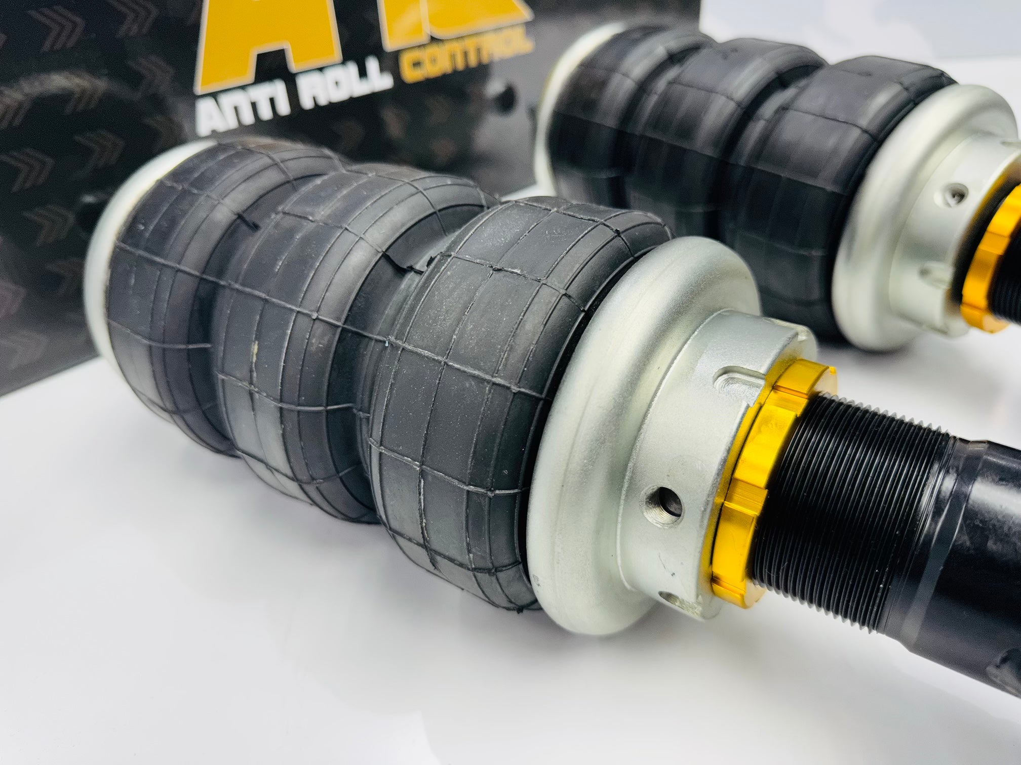 TOYOTA E9/10 ARC  AIR SUSPENSION STRUTS REAR  FIXED HEIGHT