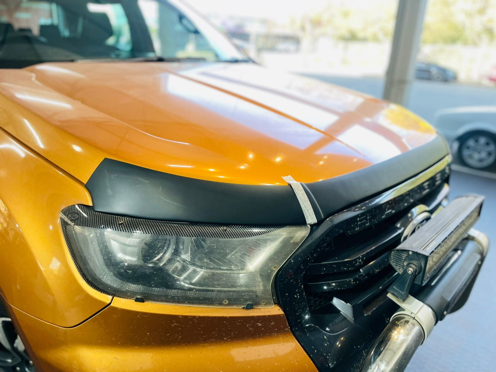 Bonnet guard Ford Ranger T7 stick on Matt black