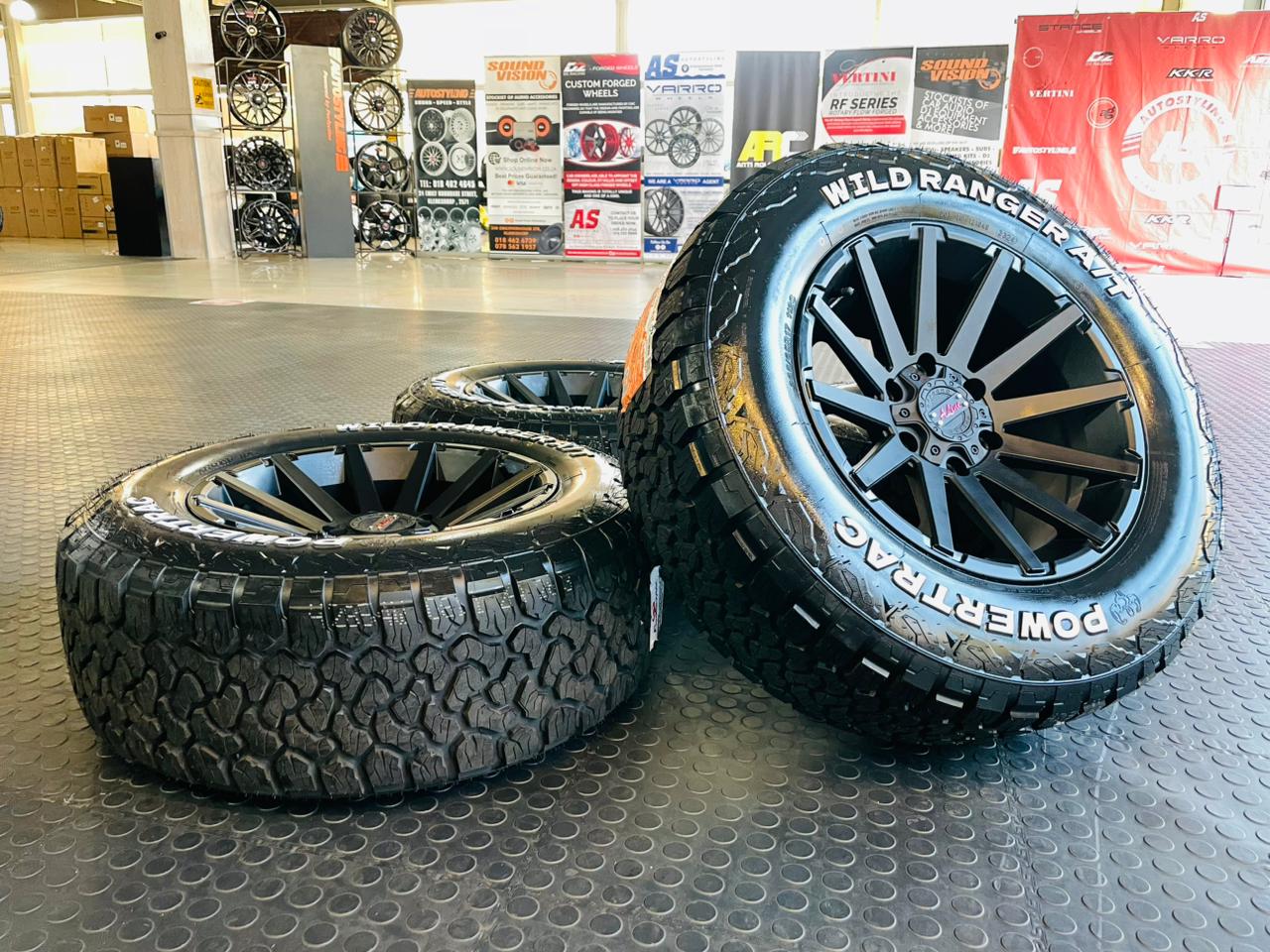 265/65/17 POWERTRAC WILDRANGER A/T TYRE WHITE LETTERS