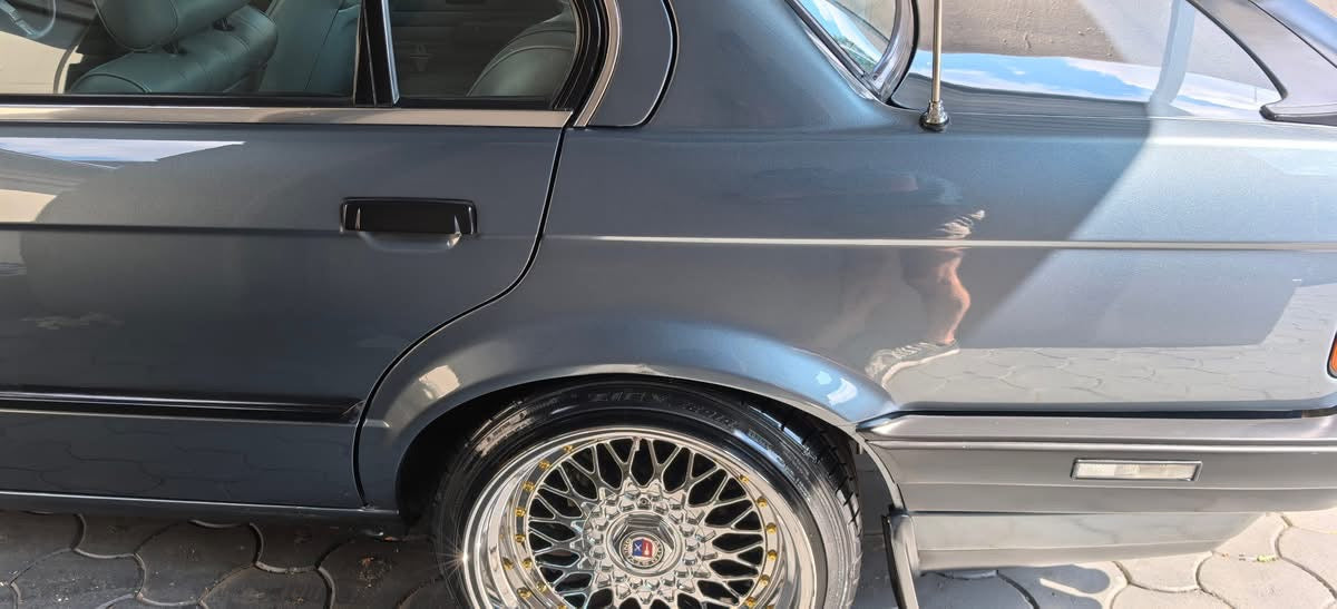 17” AS® Mesh chrome 4x100 & 5x100 10j rear GOLD STUDS