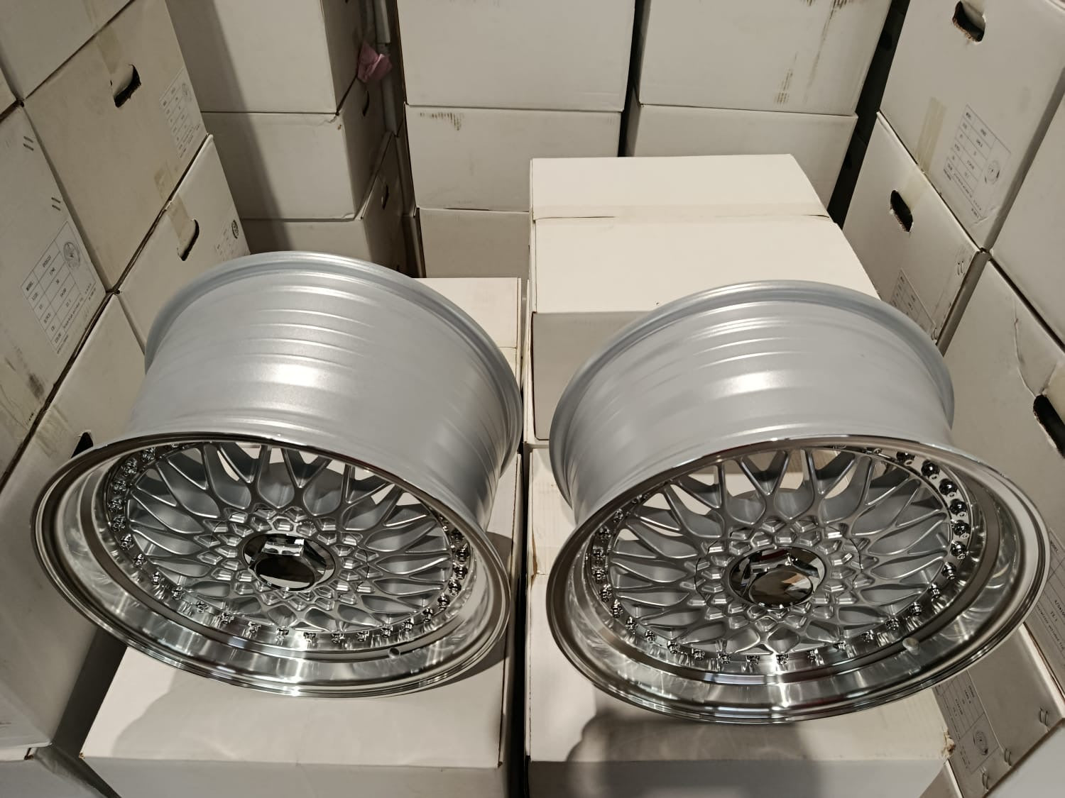 16” AS-BSX 7.5/9j  4/100 & 5/100 multi hole  SILVER