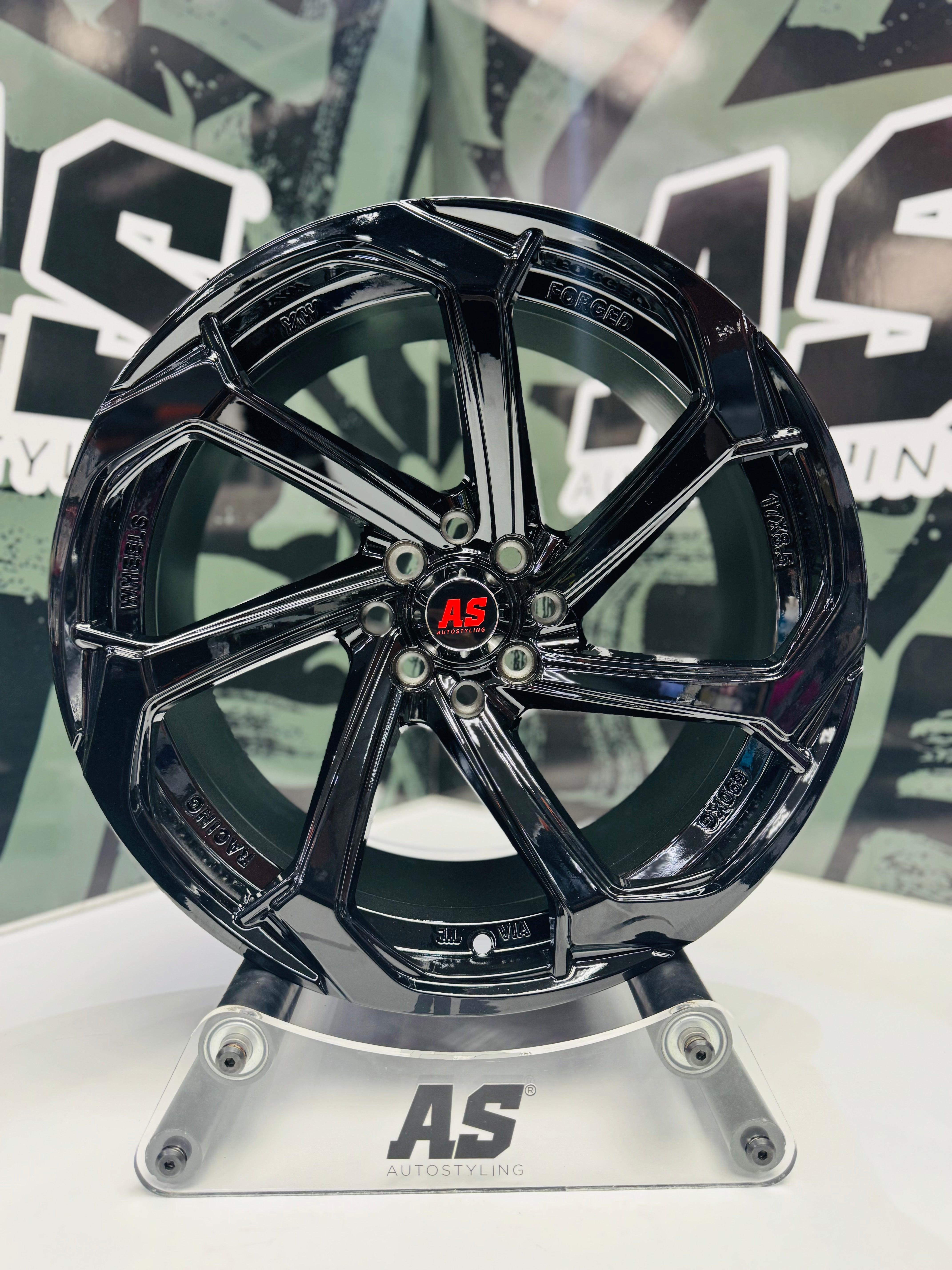17” YKW 7038 4x100 or 4x114 & 5x100 or 5x114 rims - Autostyling Klerksdorp