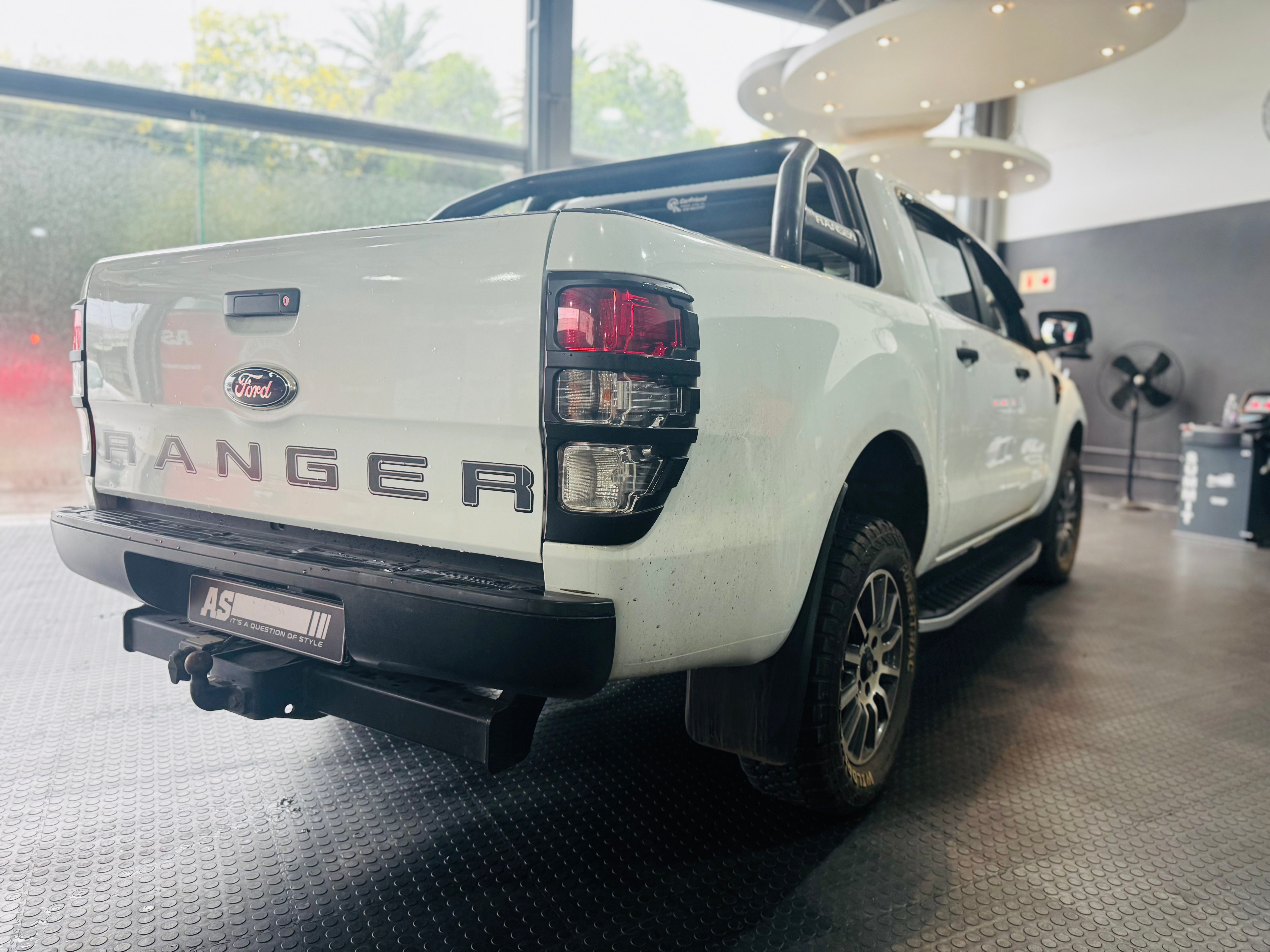 Ford ranger T6 / T7 / T9 incl next Gen 2012- 2025 SIDE  STEPS BRAND NEW